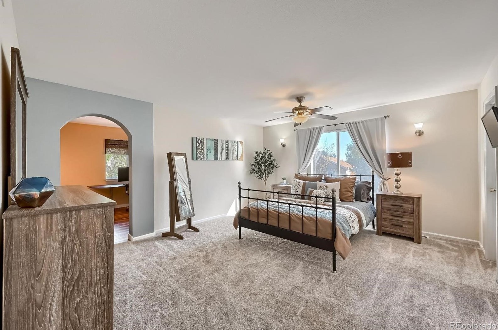 9742 Whitecliff Pl, Littleton CO 80129-5748 exterior