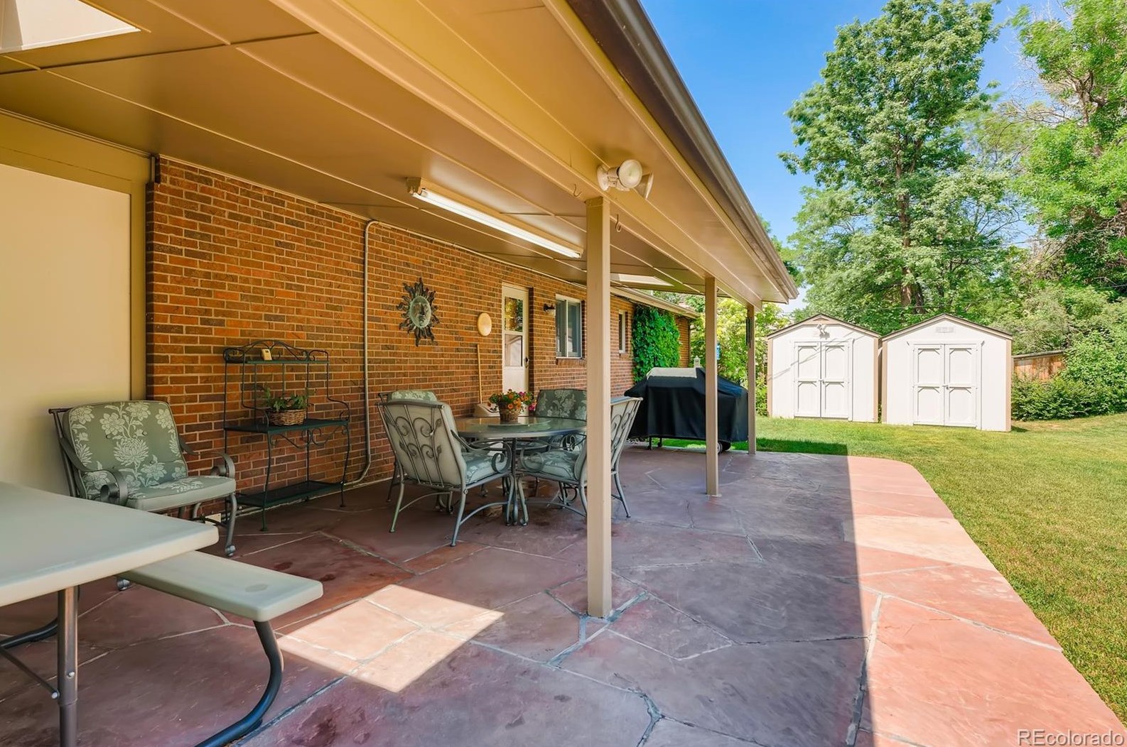 7026 Dudley Dr, Arvada CO  80004-1744 exterior