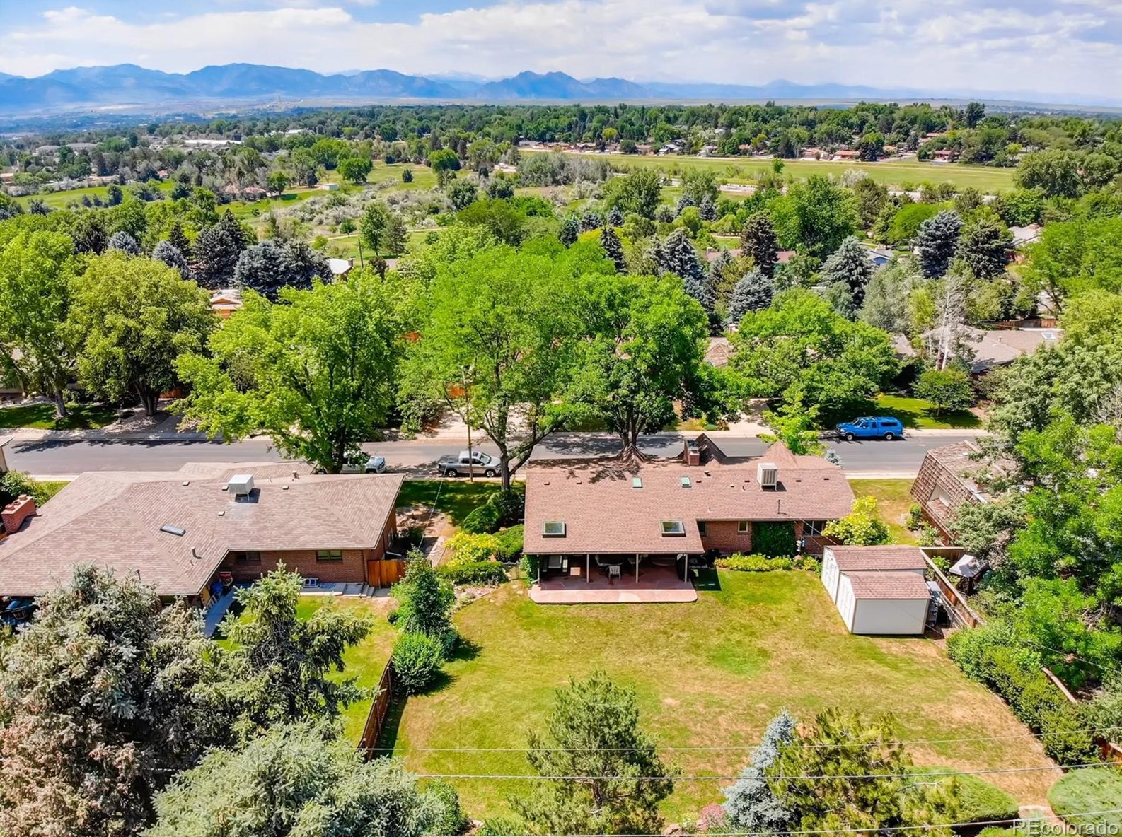 7026 Dudley Dr, Arvada CO  80004-1744 exterior