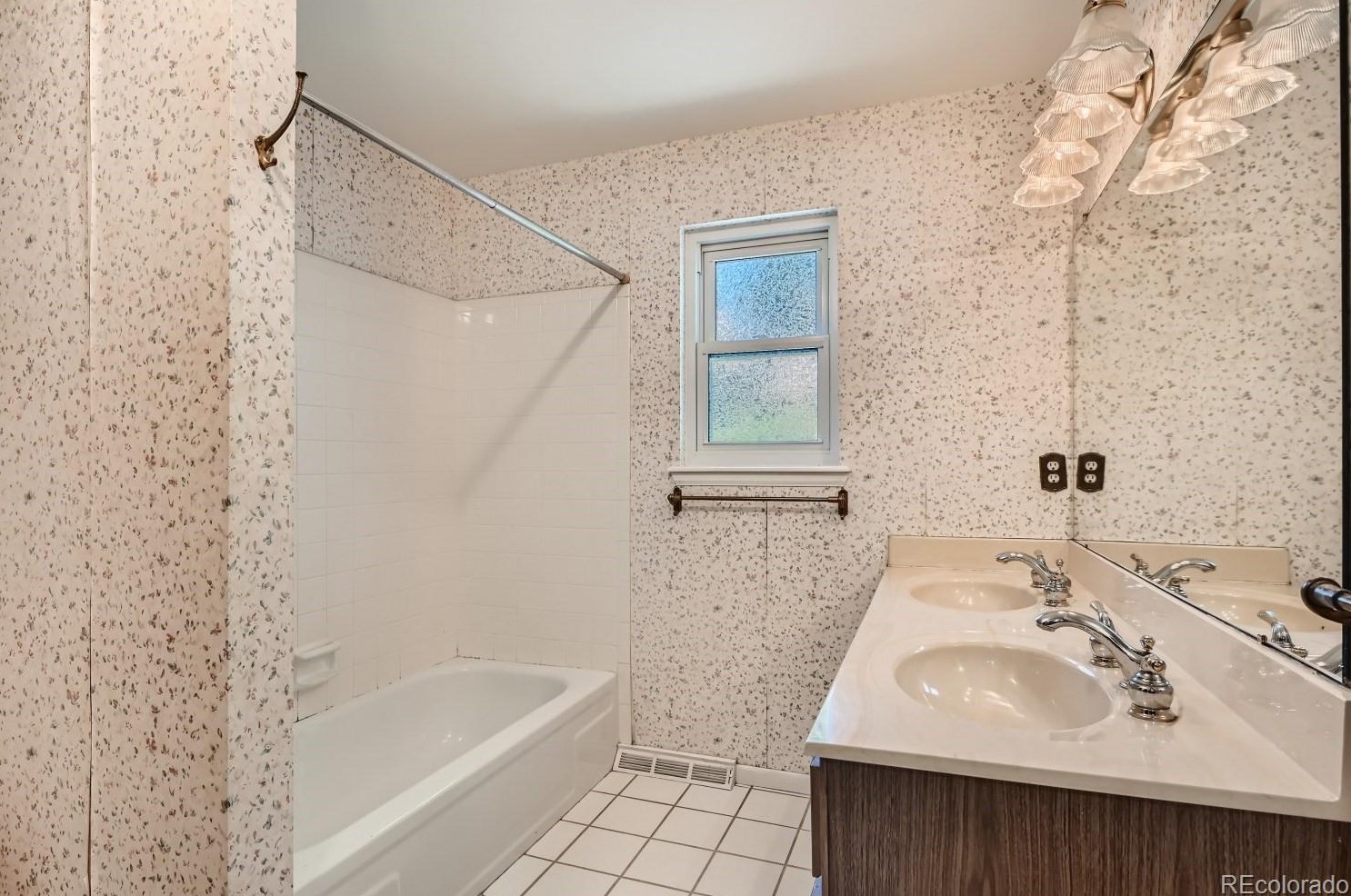 7757 Detroit St, Littleton CO 80121-2809 exterior