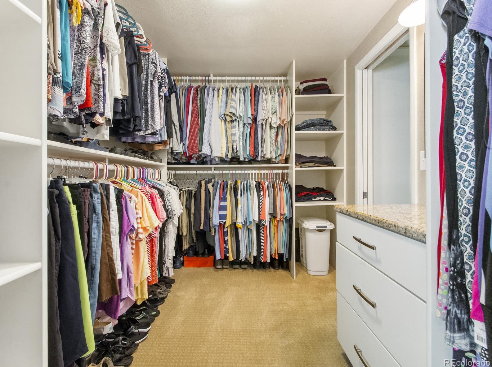 5466 Portland Dr, Littleton CO 80128-3946 exterior