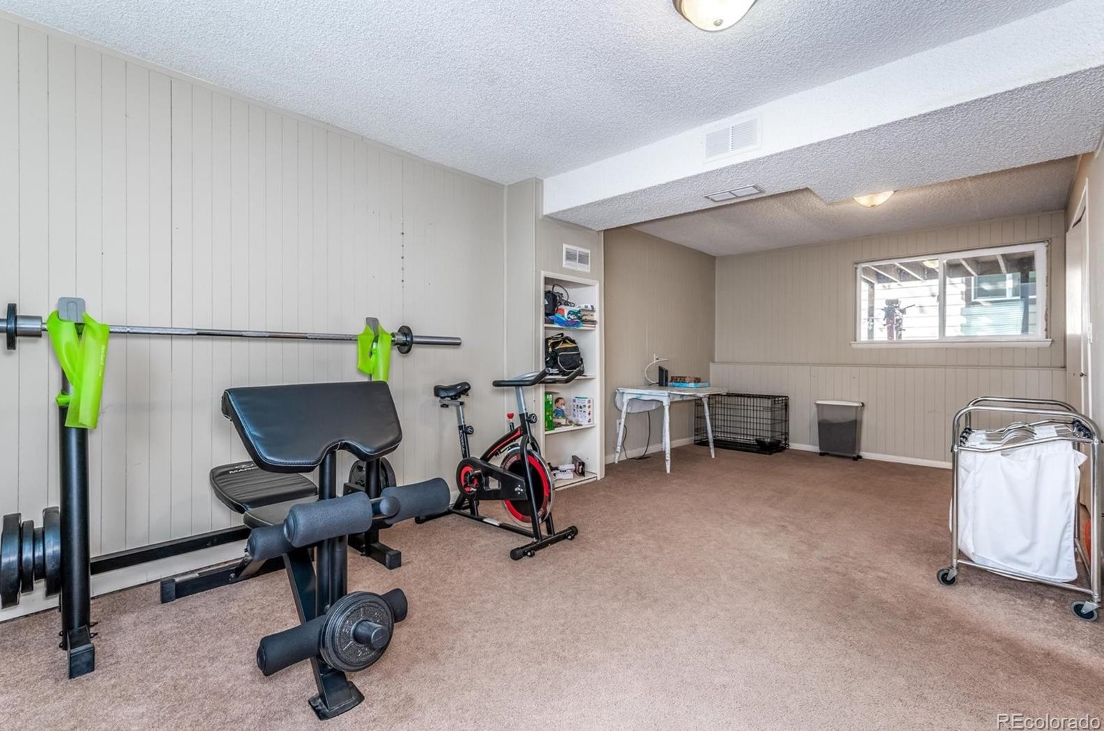 6453 Johnson St, Littleton CO 80127-8592 exterior