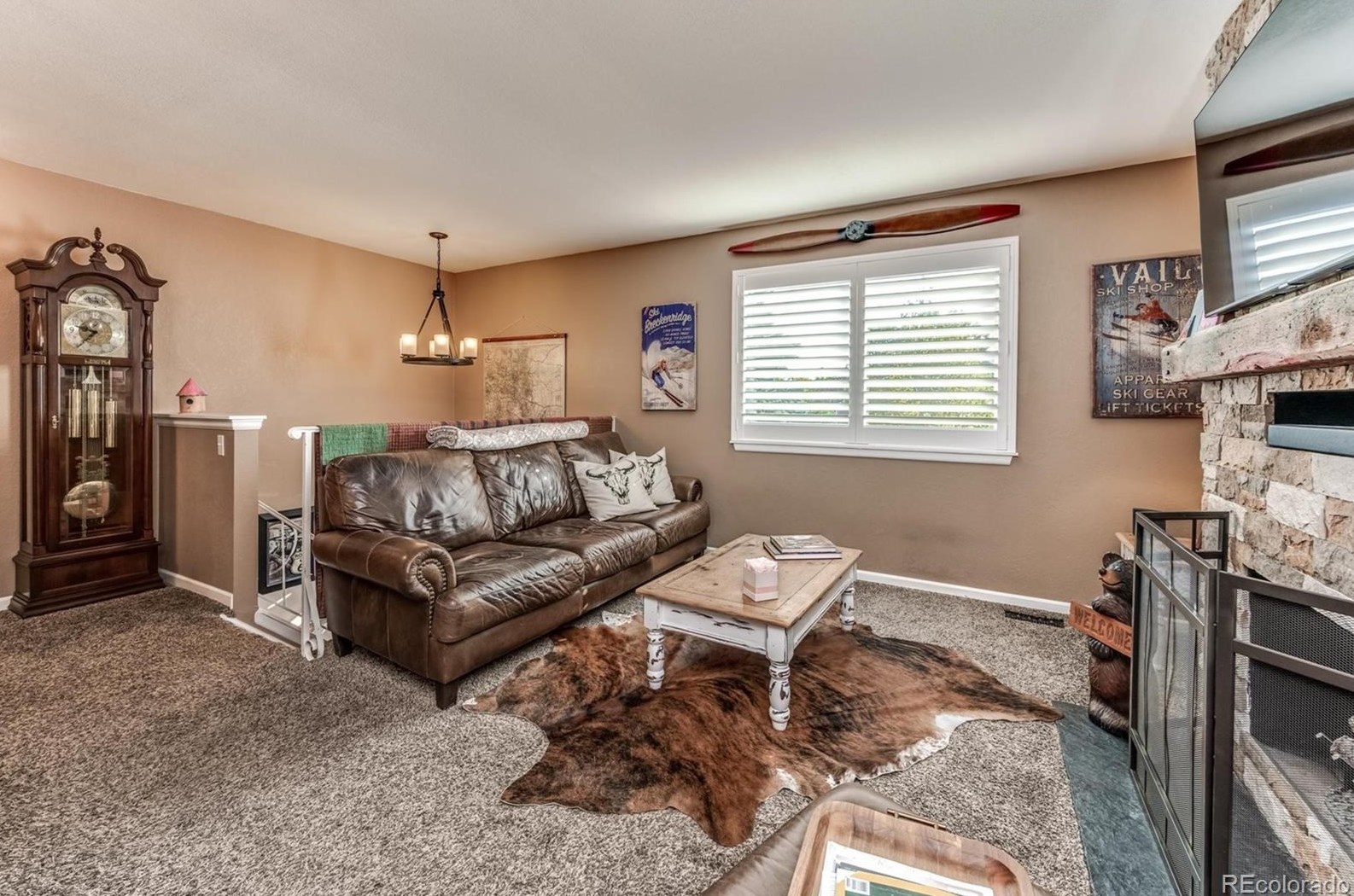 6453 Johnson St, Littleton CO 80127-8592 exterior