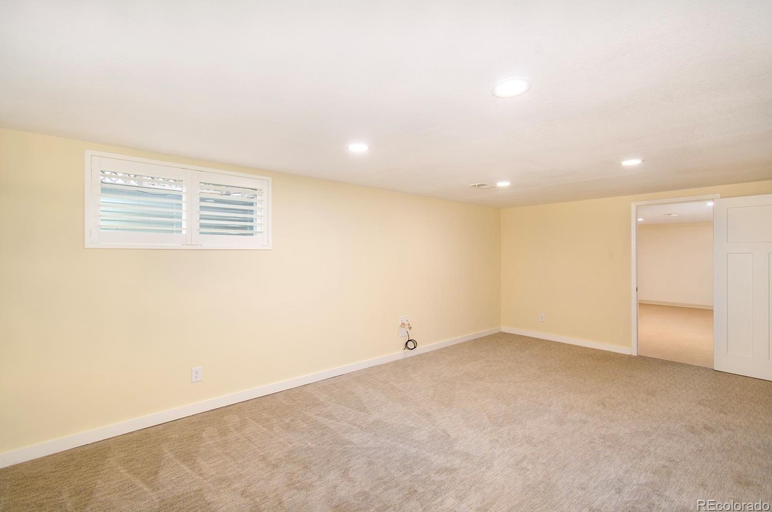 5945 Race St, Littleton CO  80121-2651 exterior