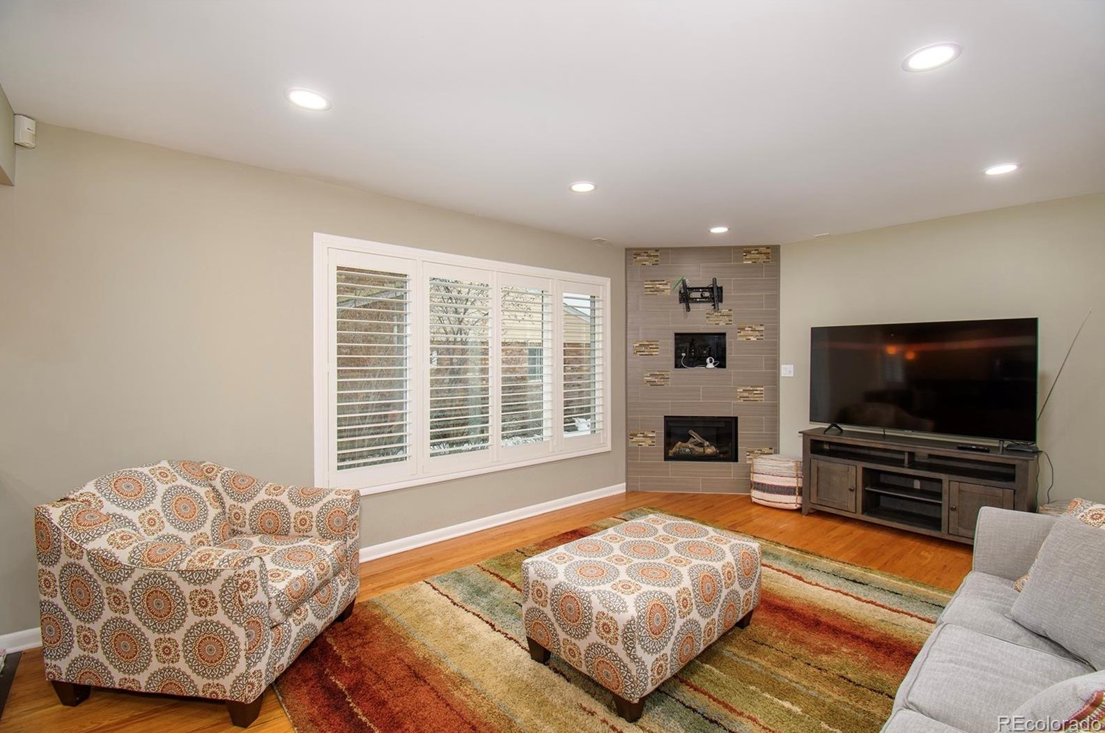 5945 Race St, Littleton CO  80121-2651 exterior