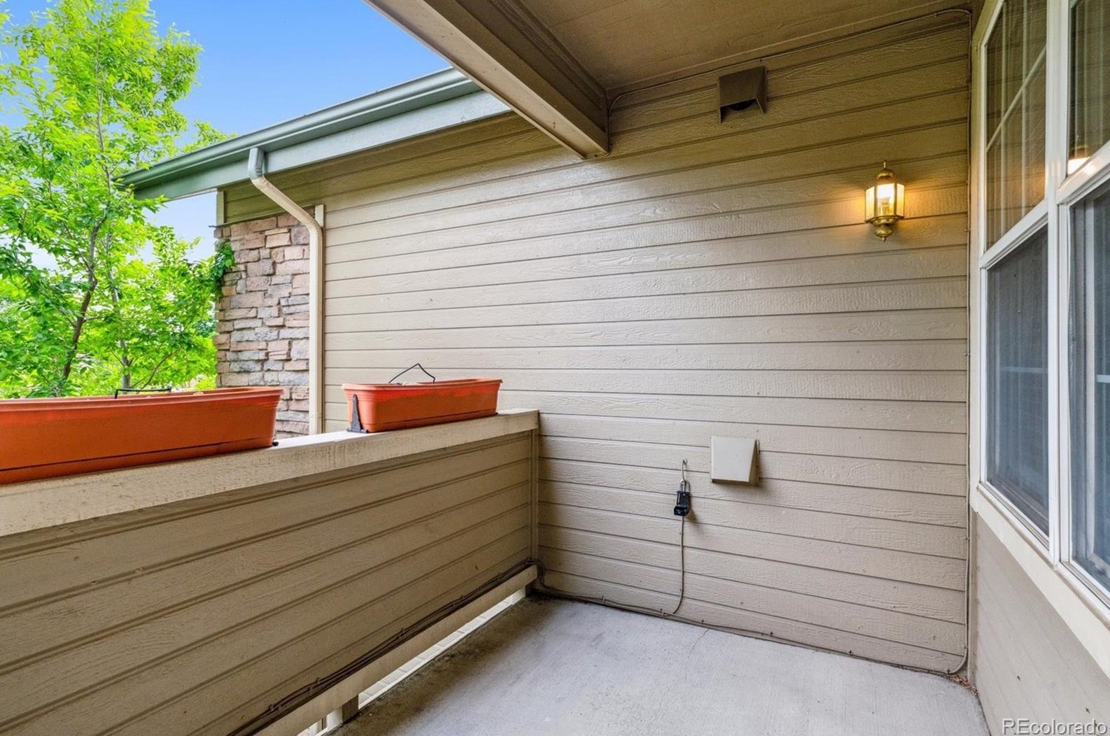 2862 Centennial Dr, Littleton CO 80123-7706 exterior