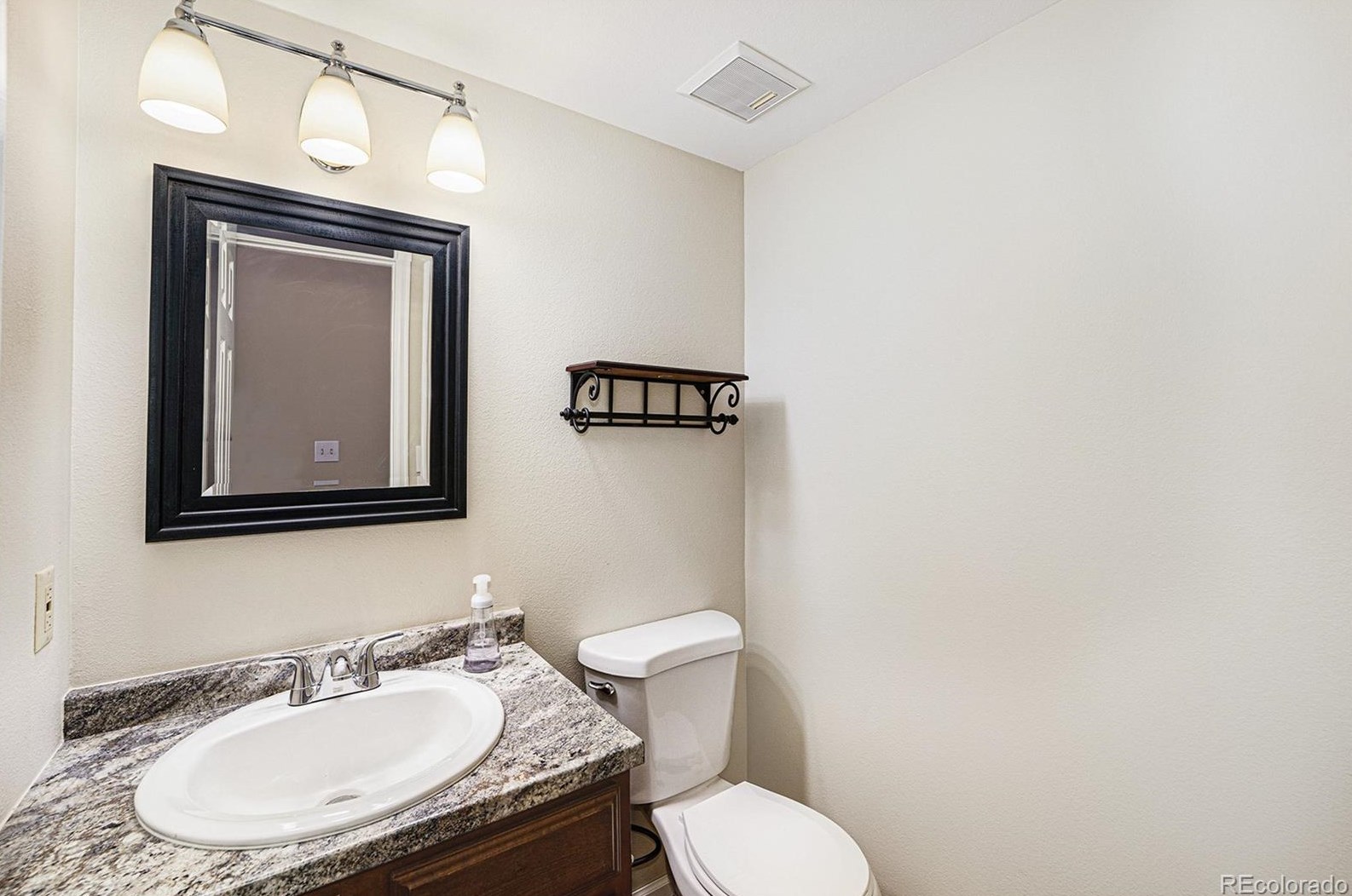 5330 Jellison St, Littleton CO 80123-2164 exterior