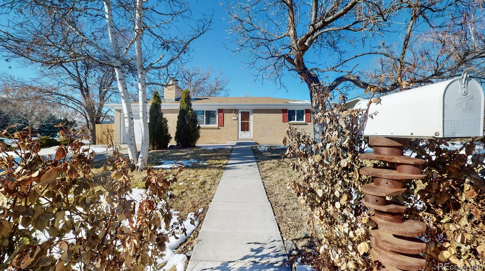 6055 Benton St, Arvada CO  80003-5241 exterior