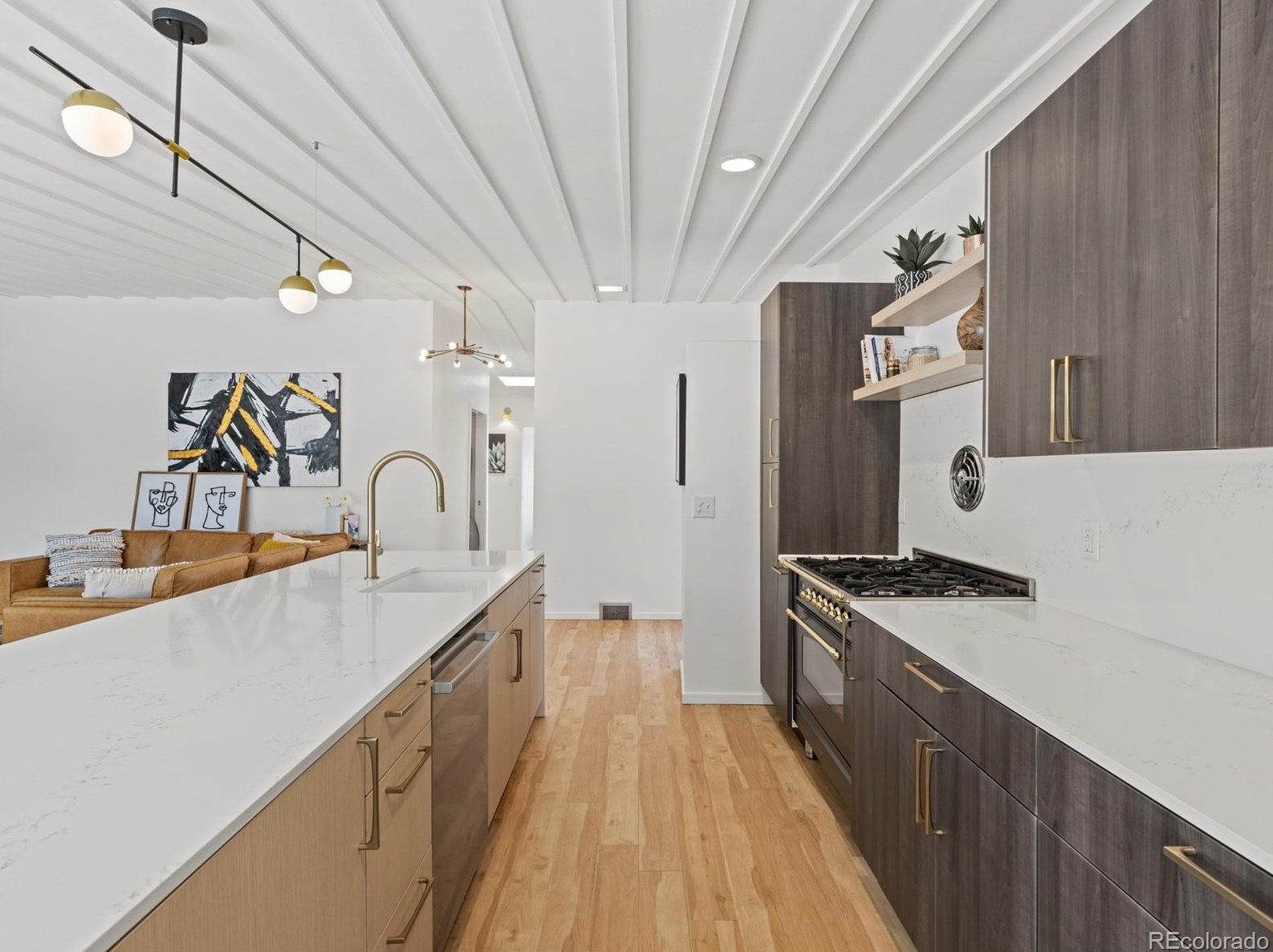 5425 Lowell Blvd, Littleton CO  80123-2933 exterior