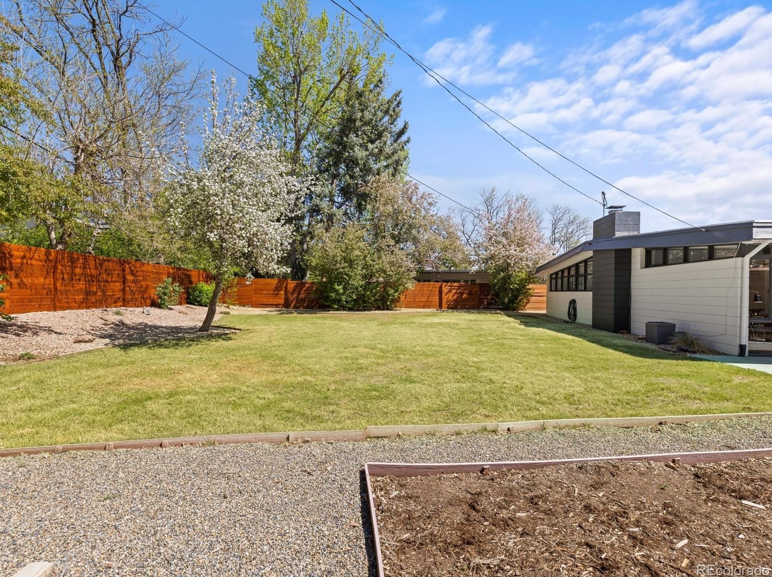 5425 Lowell Blvd, Littleton CO  80123-2933 exterior