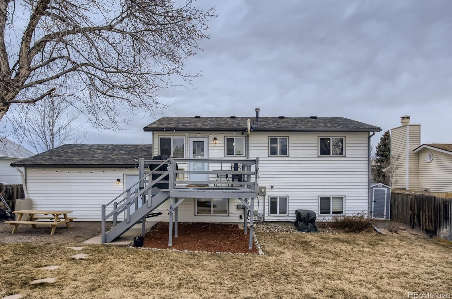 9856 Walker Pl, Littleton CO 80123-3136 exterior