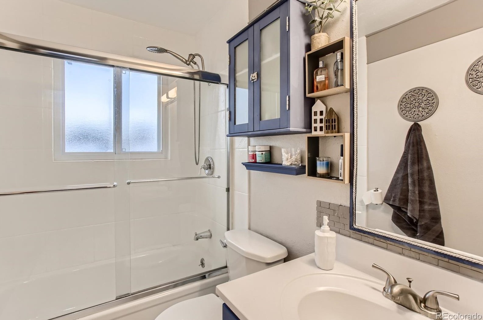 9856 Walker Pl, Littleton CO 80123-3136 exterior