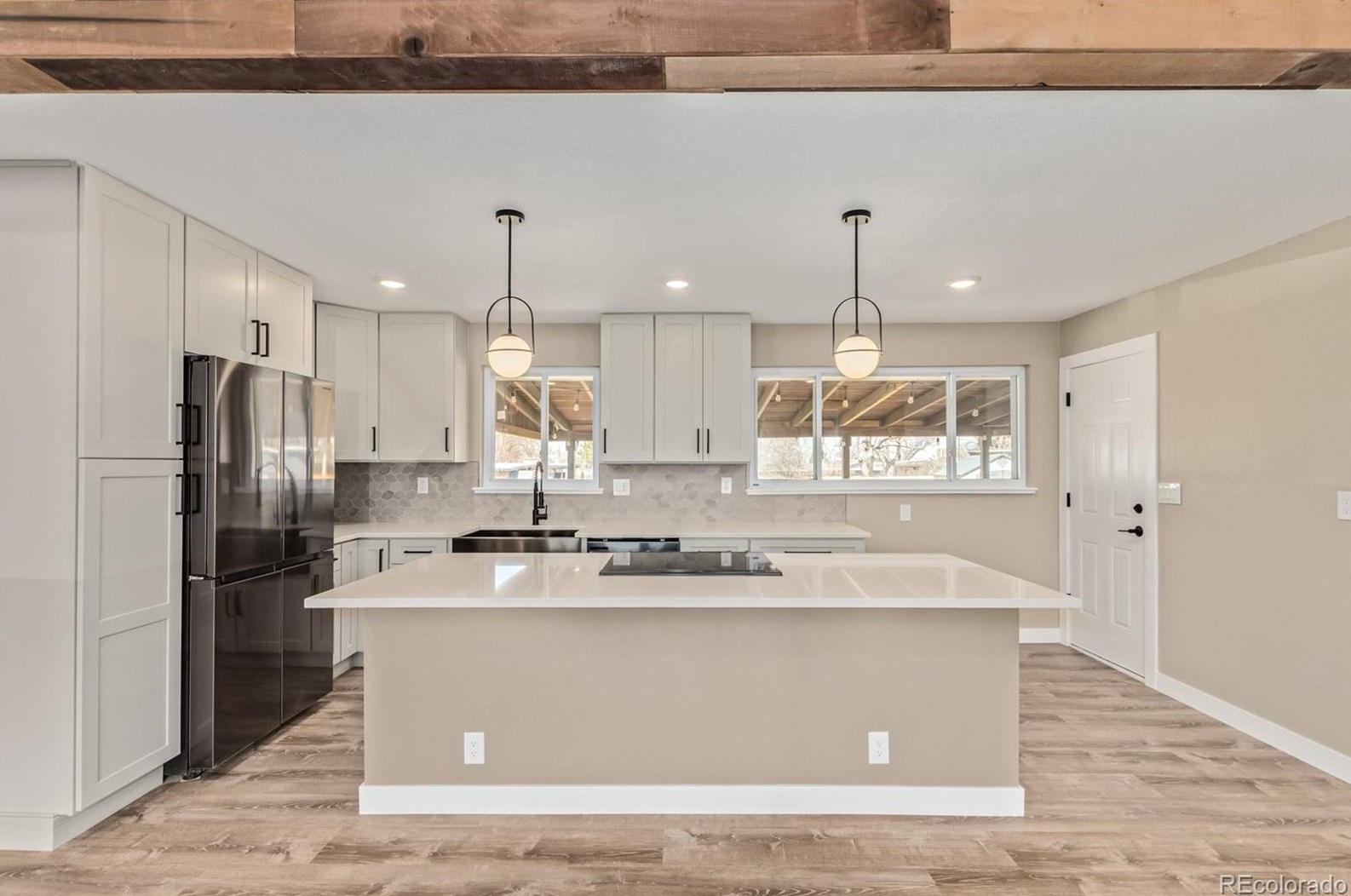 39 Fair Ave, Littleton CO  80120-2813 exterior