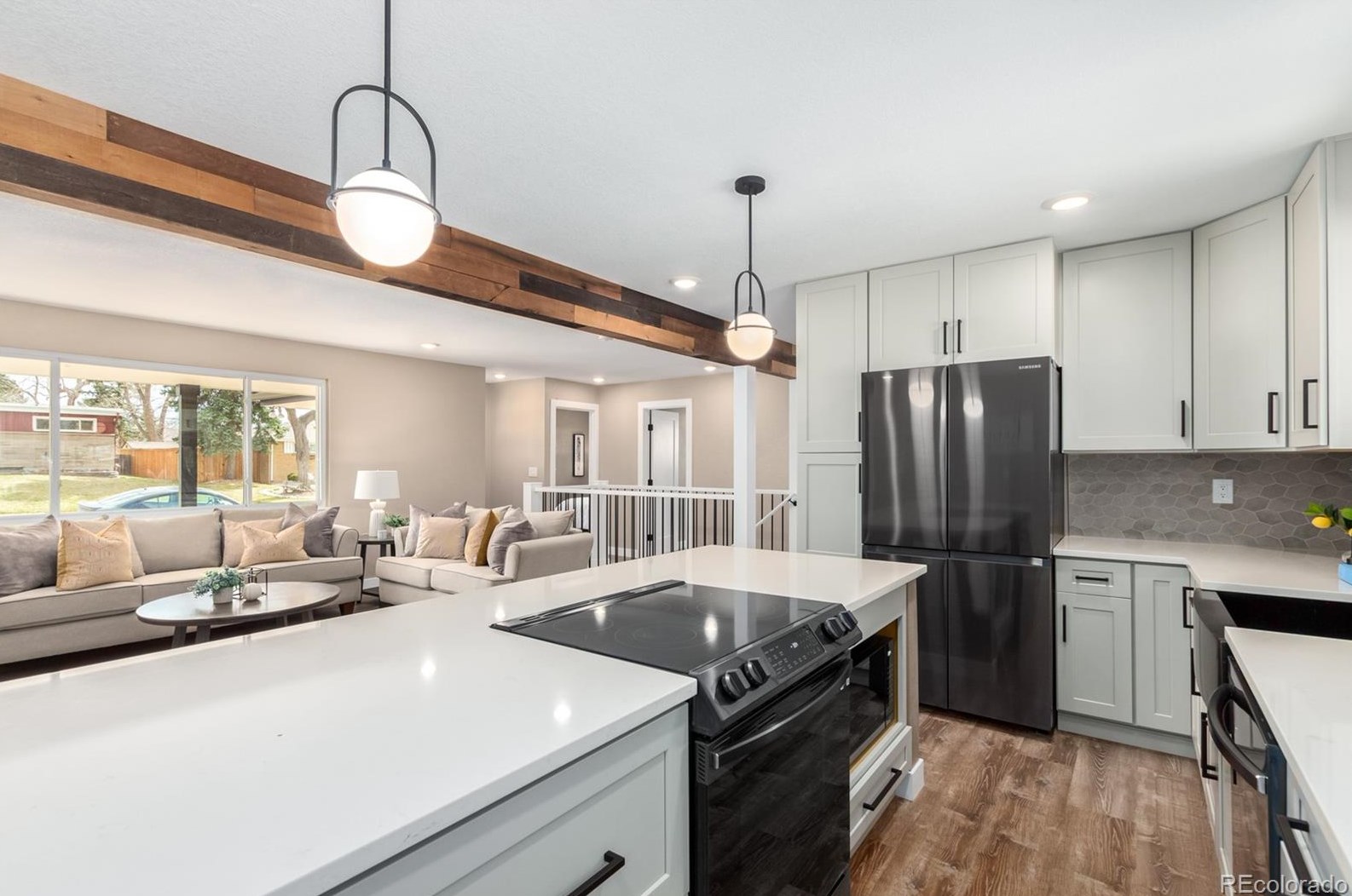 39 Fair Ave, Littleton CO  80120-2813 exterior