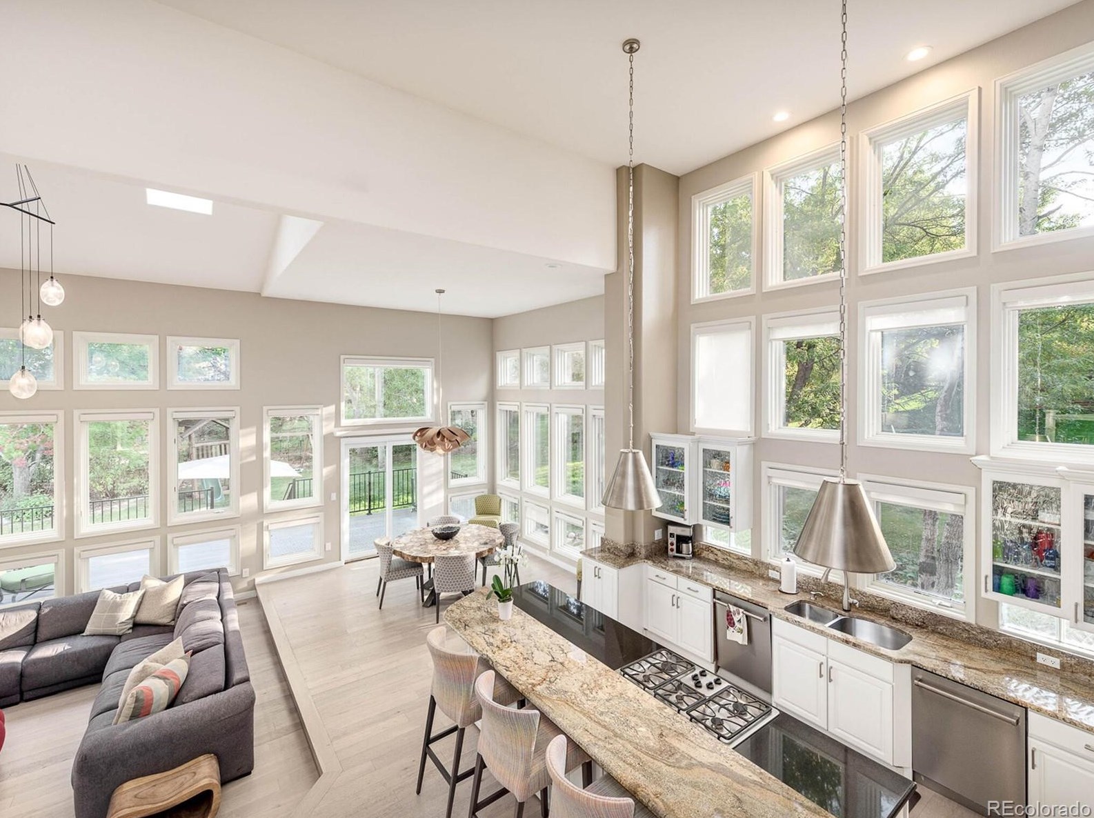 5780 Forest St, Littleton CO 80121-2138 exterior