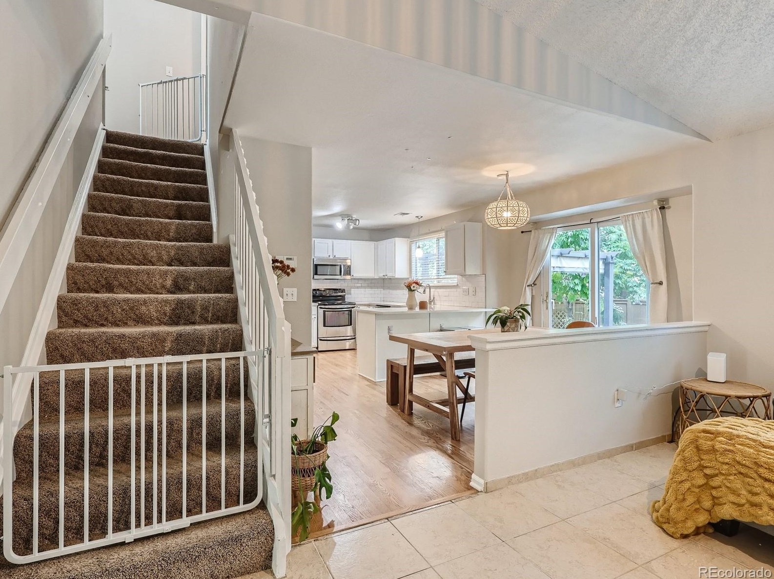 9665 Castle Ridge Cir, Littleton CO  80129-5706 exterior