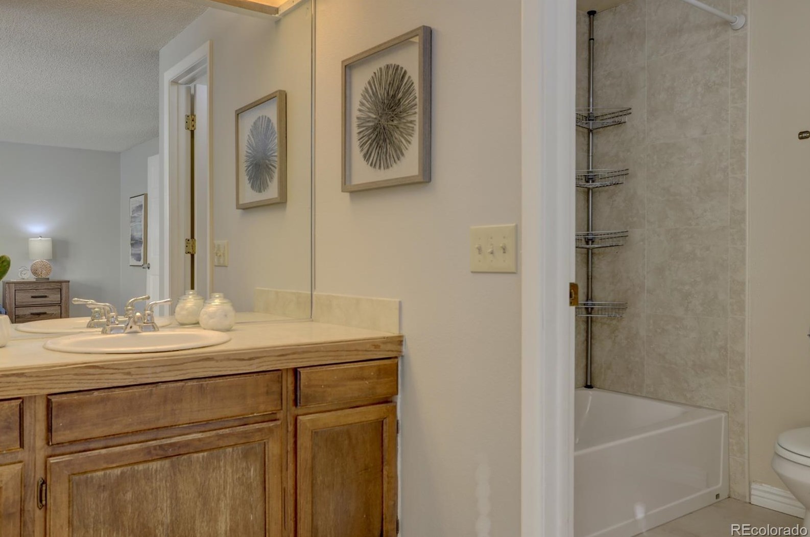14121 Radcliff Cir, Denver CO  80015-1246 exterior