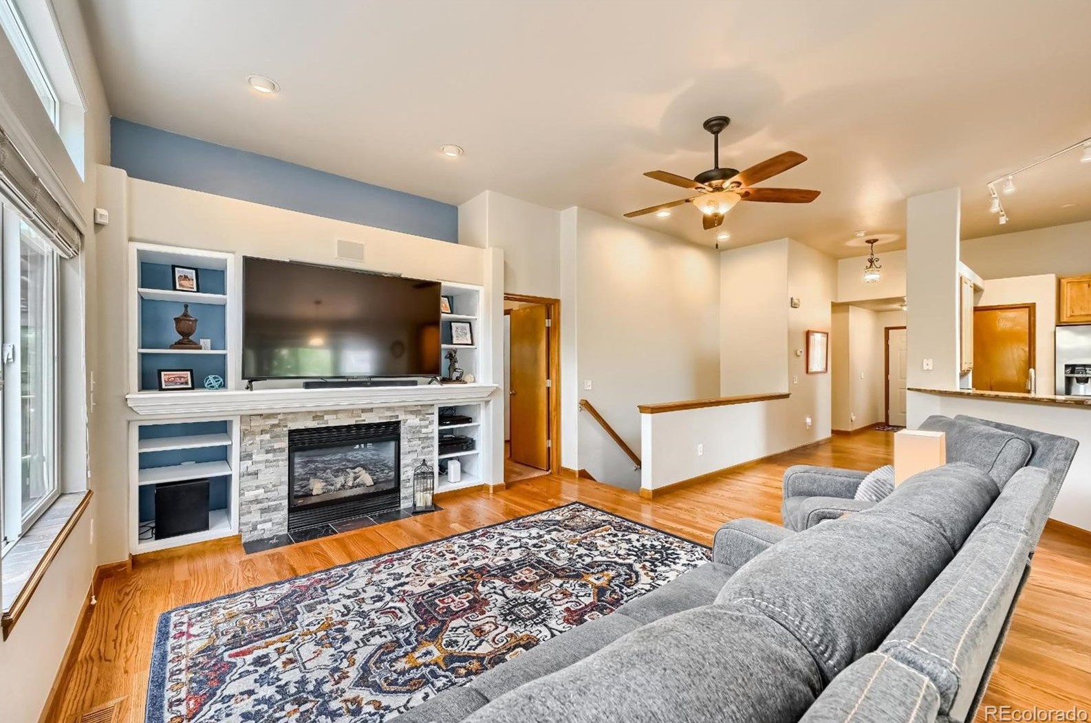 1686 Marsh Hawk Cir, Castle Rock CO  80109-3519 exterior