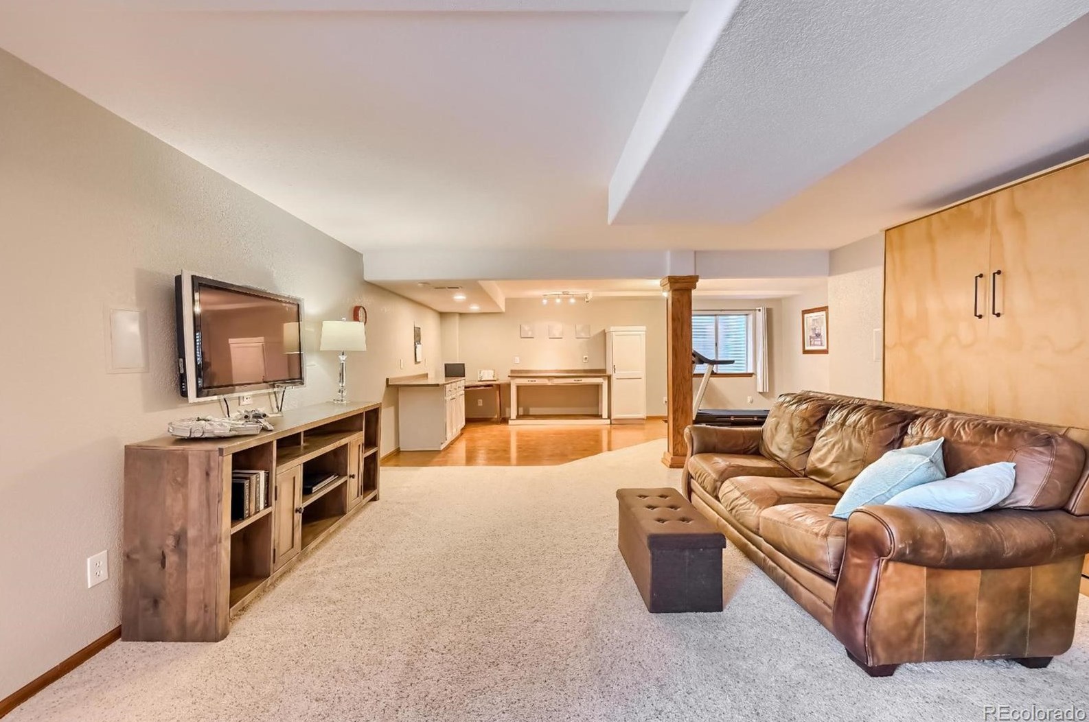 1686 Marsh Hawk Cir, Castle Rock CO  80109-3519 exterior