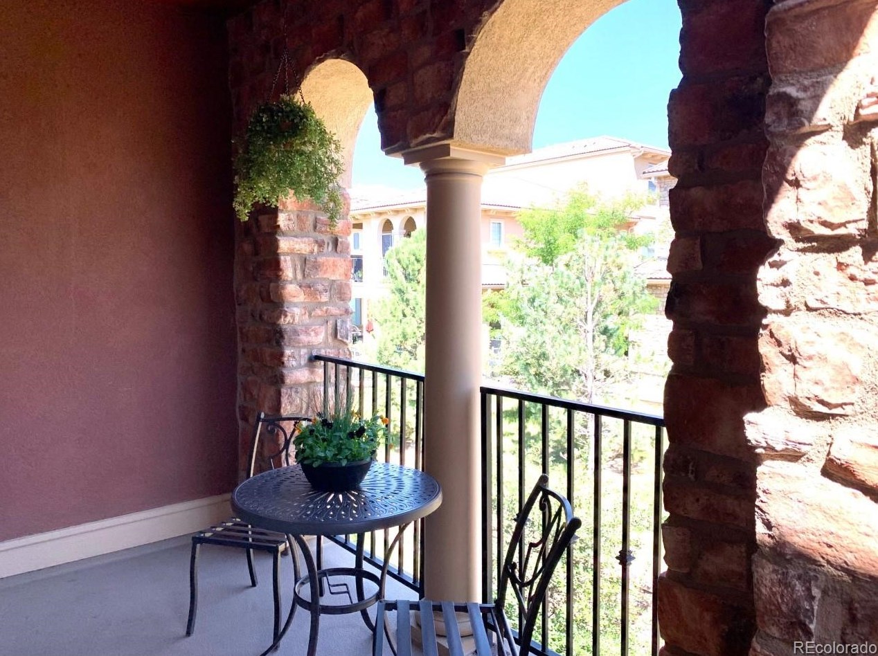 3360 Cascina Cir, Littleton CO 80126-7674 exterior