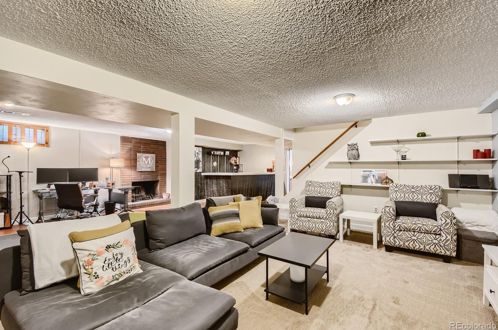 5910 Logan Ct, Littleton CO 80121-1120 exterior