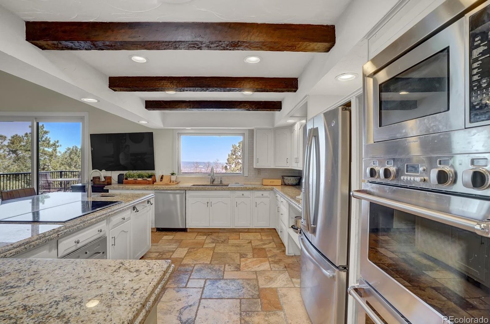 11 Leaming Rd, Colorado Springs CO 80906-4259 exterior