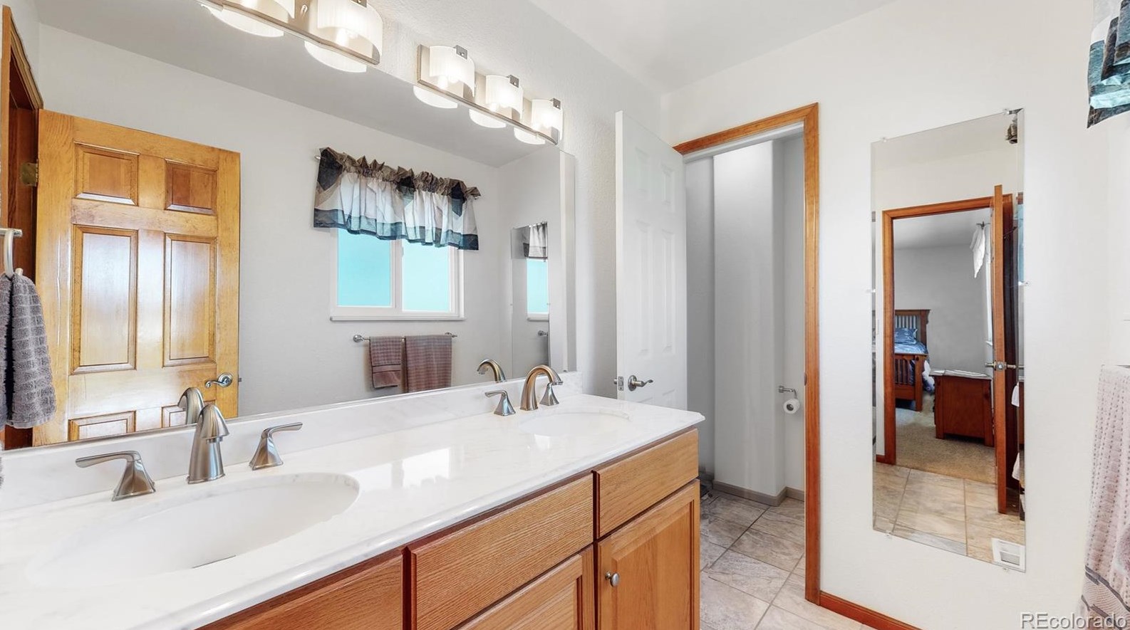 2983 Haskell Ct, Watkins CO 80137-7113 exterior