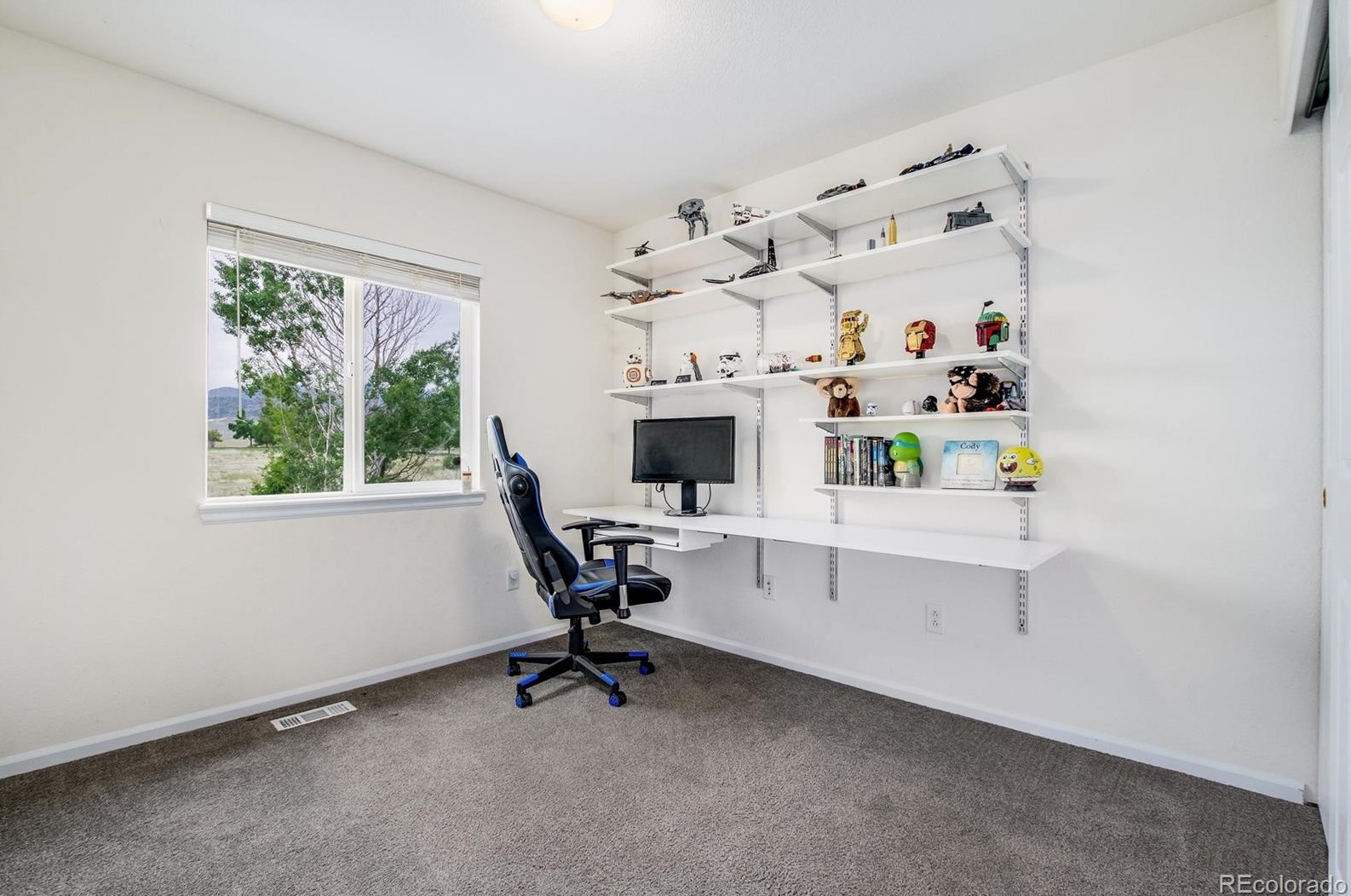 9732 Carr Way, Littleton CO 80127-8589 exterior