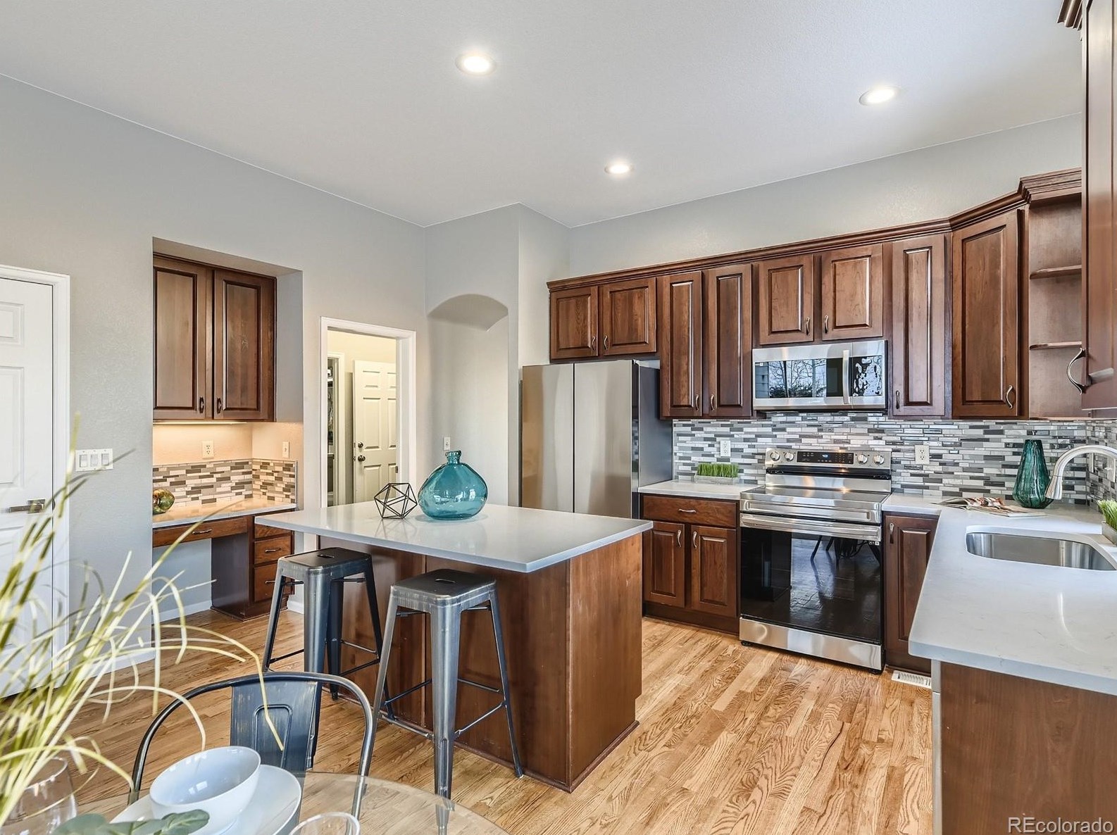 1176 Berganot Trl, Castle Rock CO  80108-3628 exterior