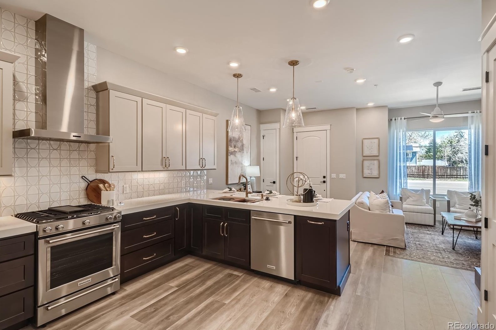 348 Orchard Rd, Littleton CO 80121-1127 exterior