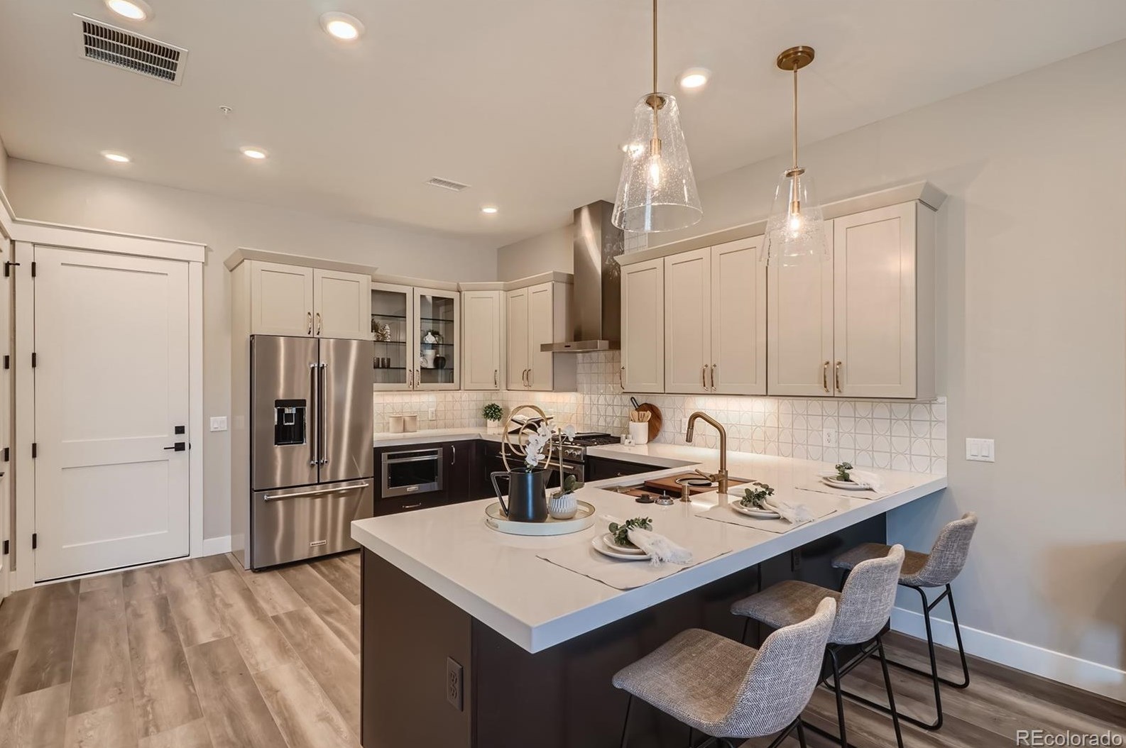 348 Orchard Rd, Littleton CO 80121-1127 exterior