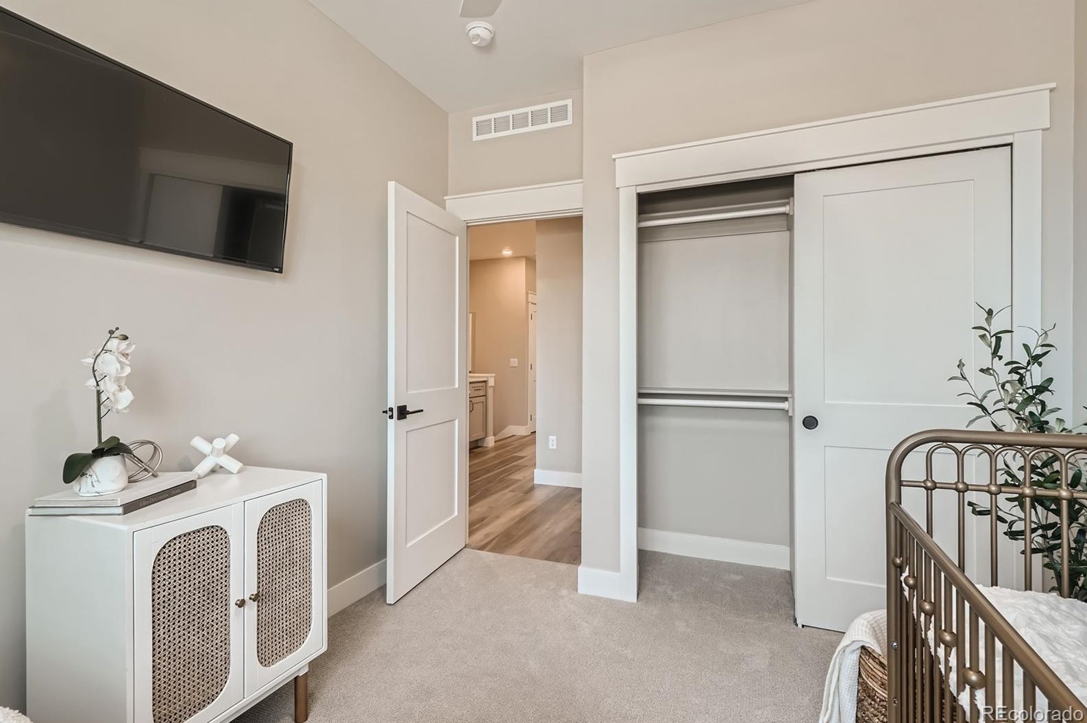 348 Orchard Rd, Littleton CO 80121-1127 exterior