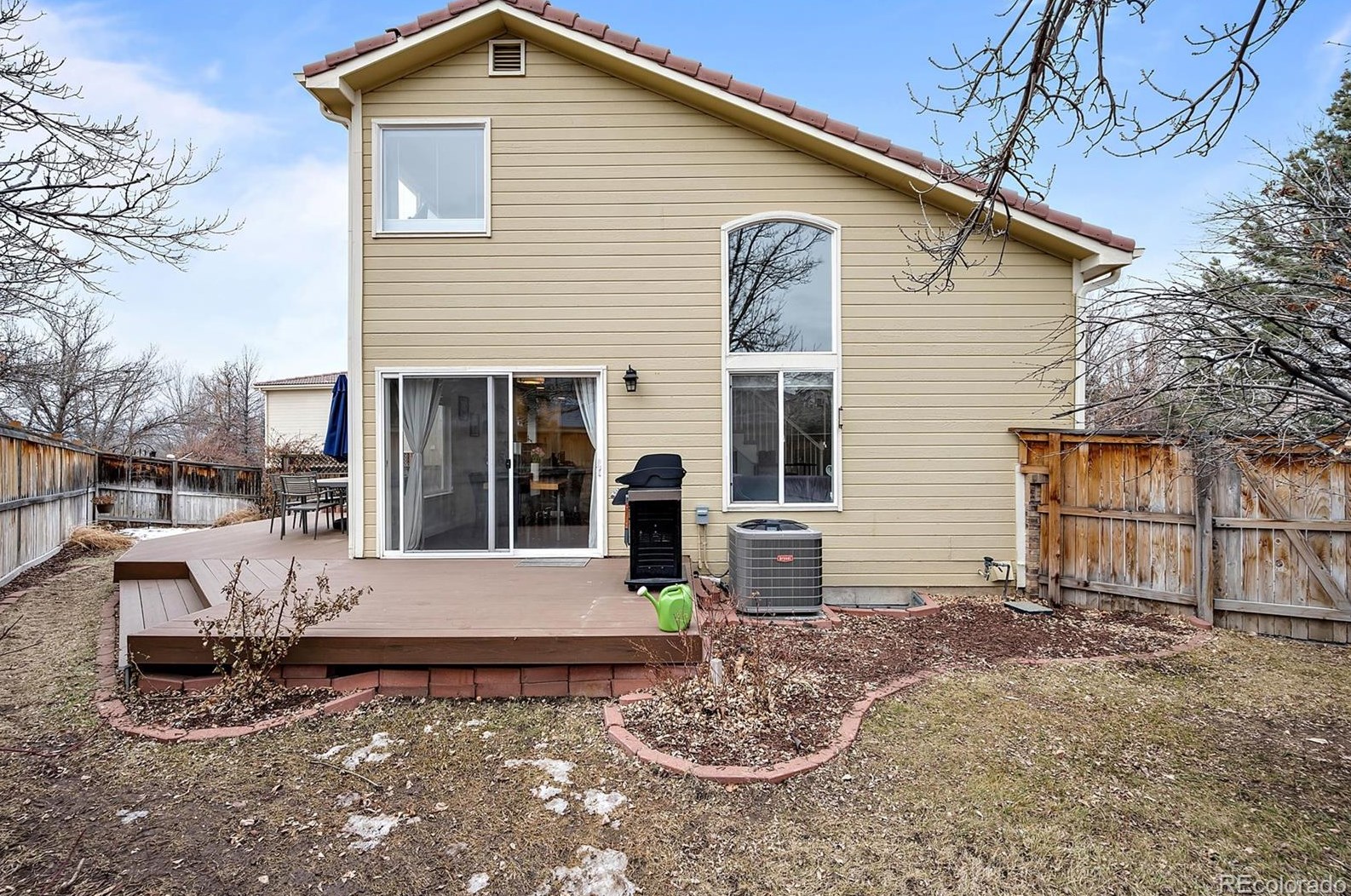 1226 Braewood Ave, Littleton CO  80129-5619 exterior