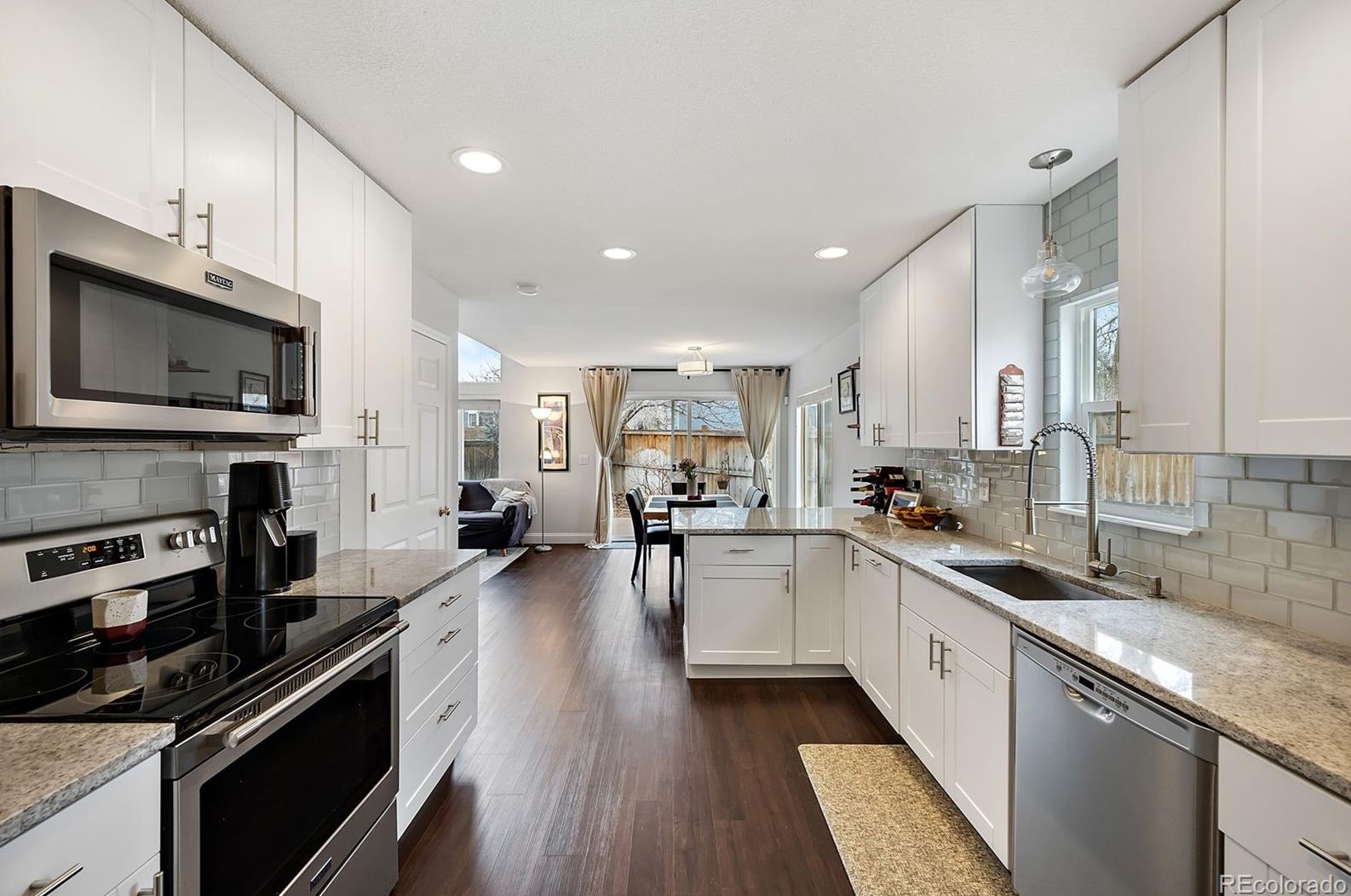 1226 Braewood Ave, Littleton CO  80129-5619 exterior