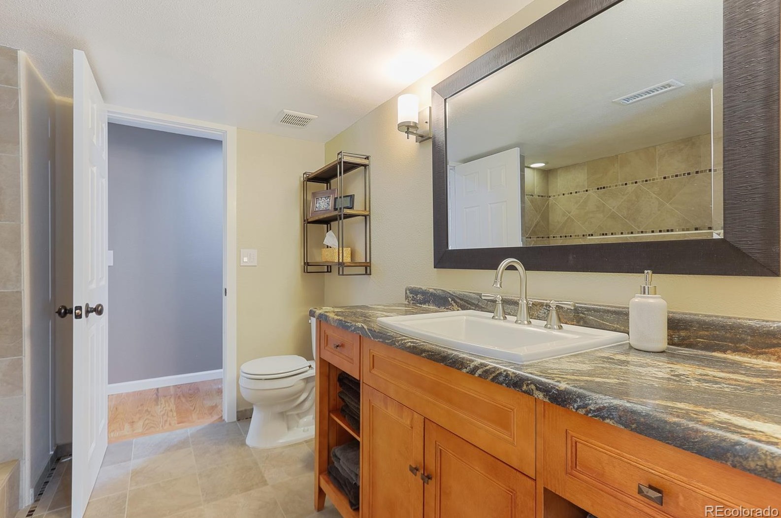 6993 Noble Ct, Arvada CO  80007-7053 exterior