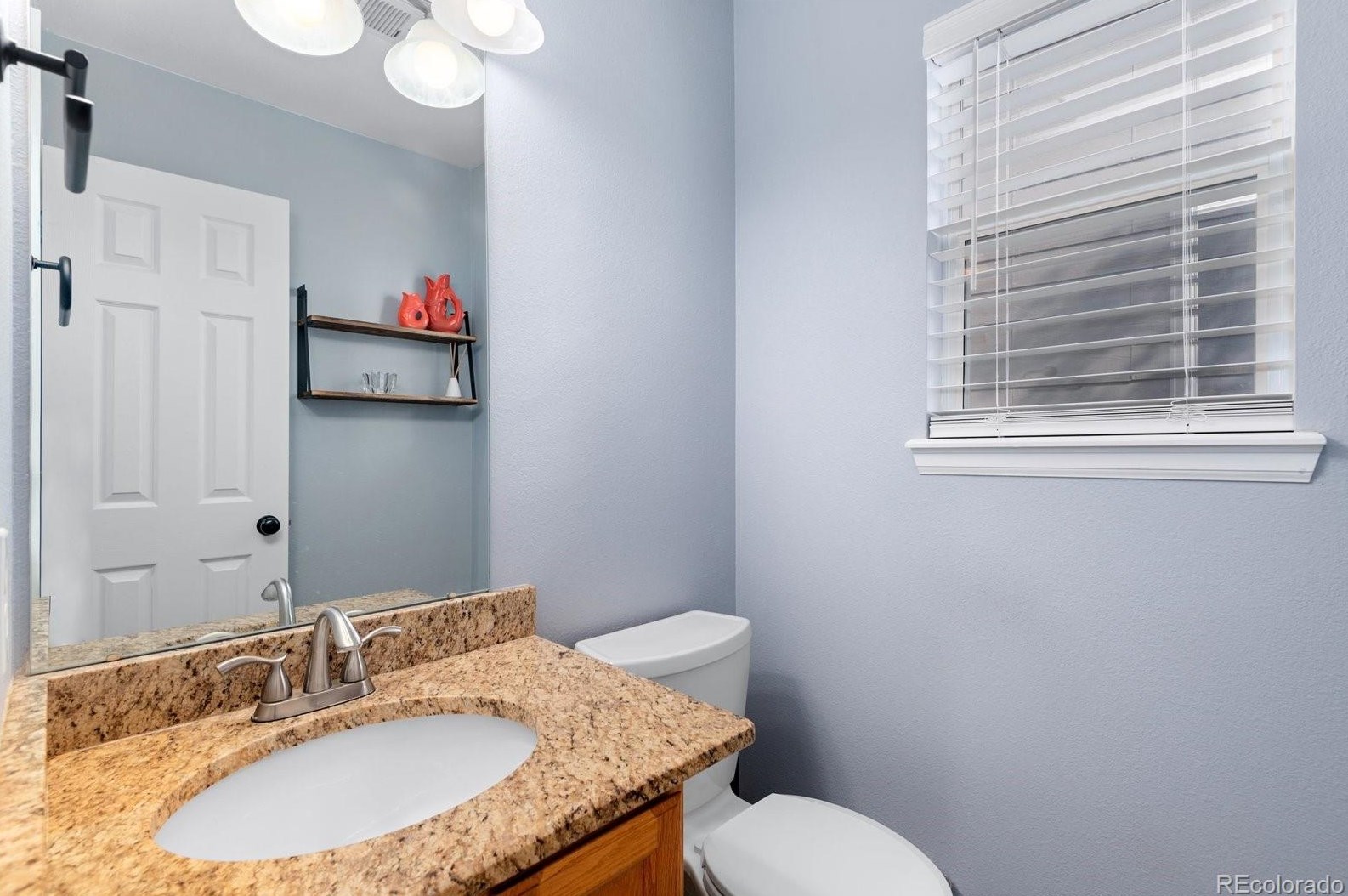 9724 Cv Crk Dr, Littleton CO 80129-5769 exterior