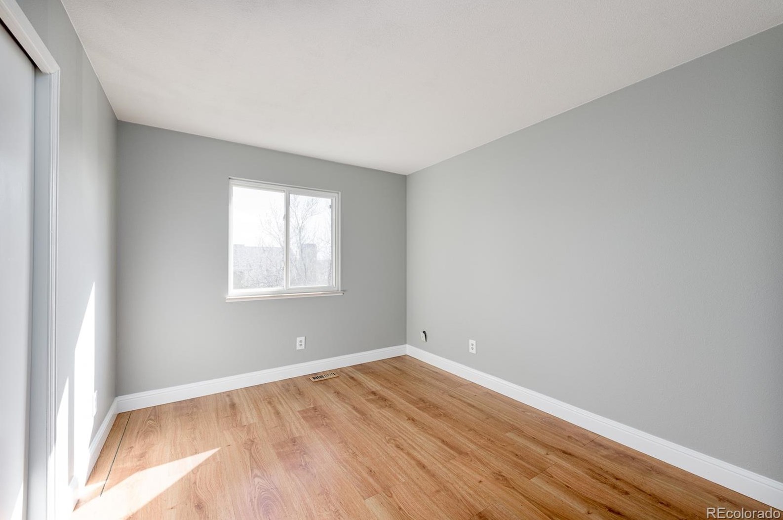 6276 Collegiate Dr, Littleton CO 80130-5331 exterior