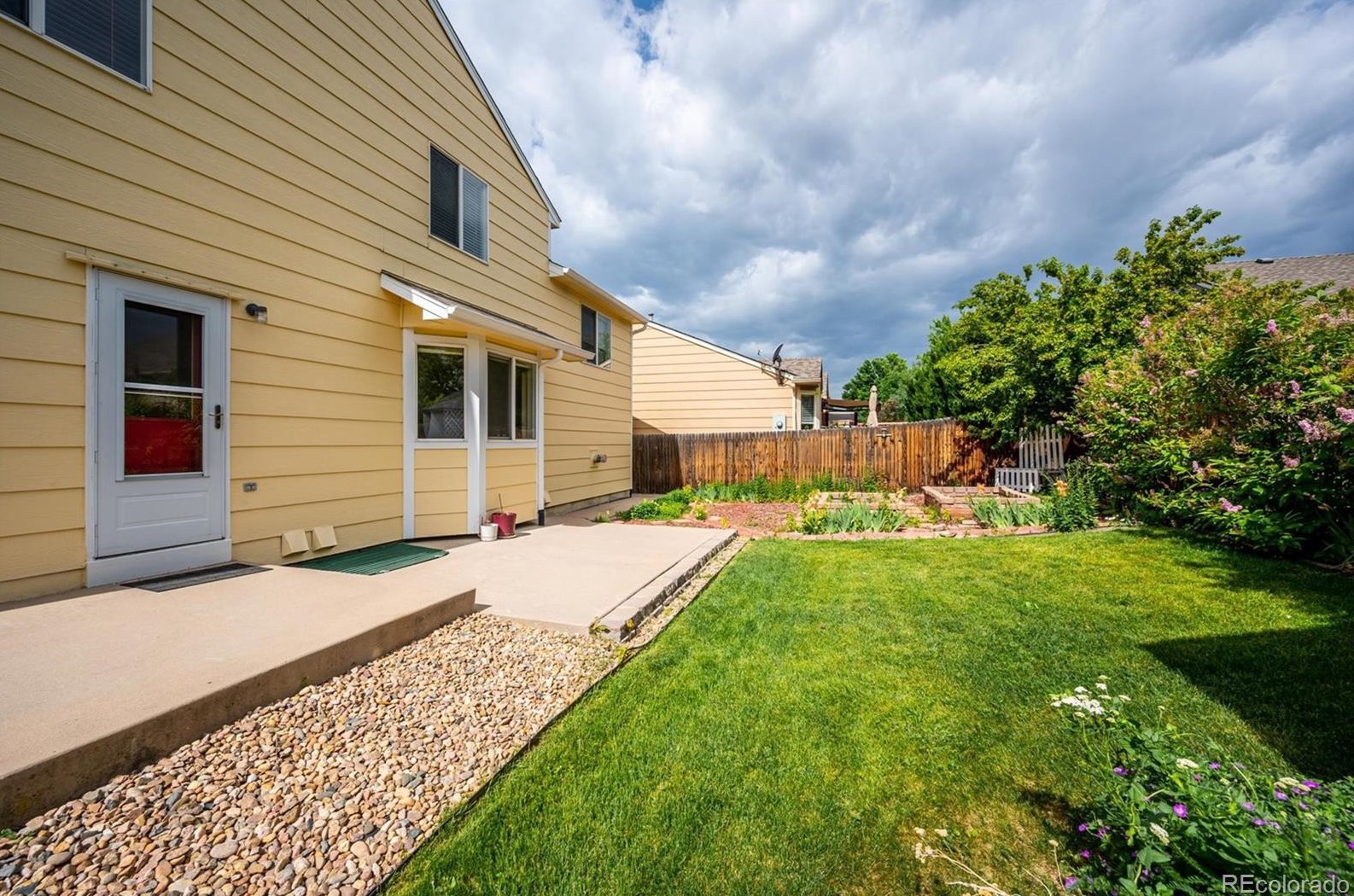 11169 Belmont Ave, Littleton CO 80127-1694 exterior