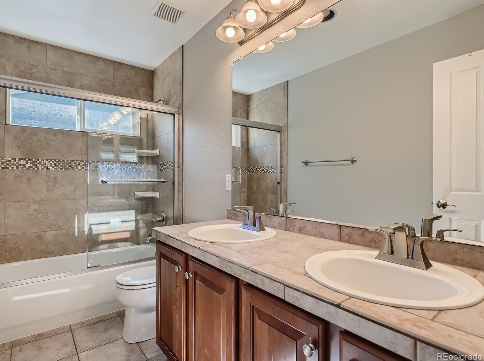 4760 Bluegate Dr, Littleton CO  80130-6600 exterior