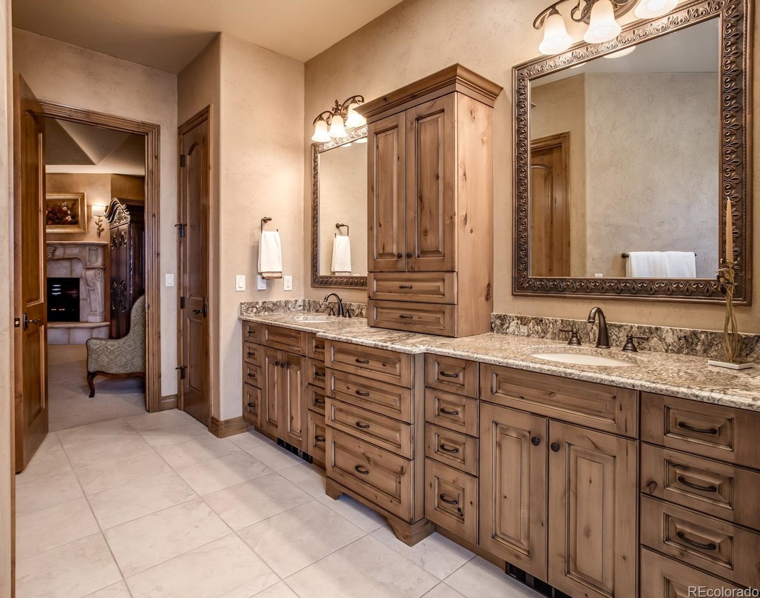 4340 Preserve Pkwy, Littleton CO  80121-3939 exterior