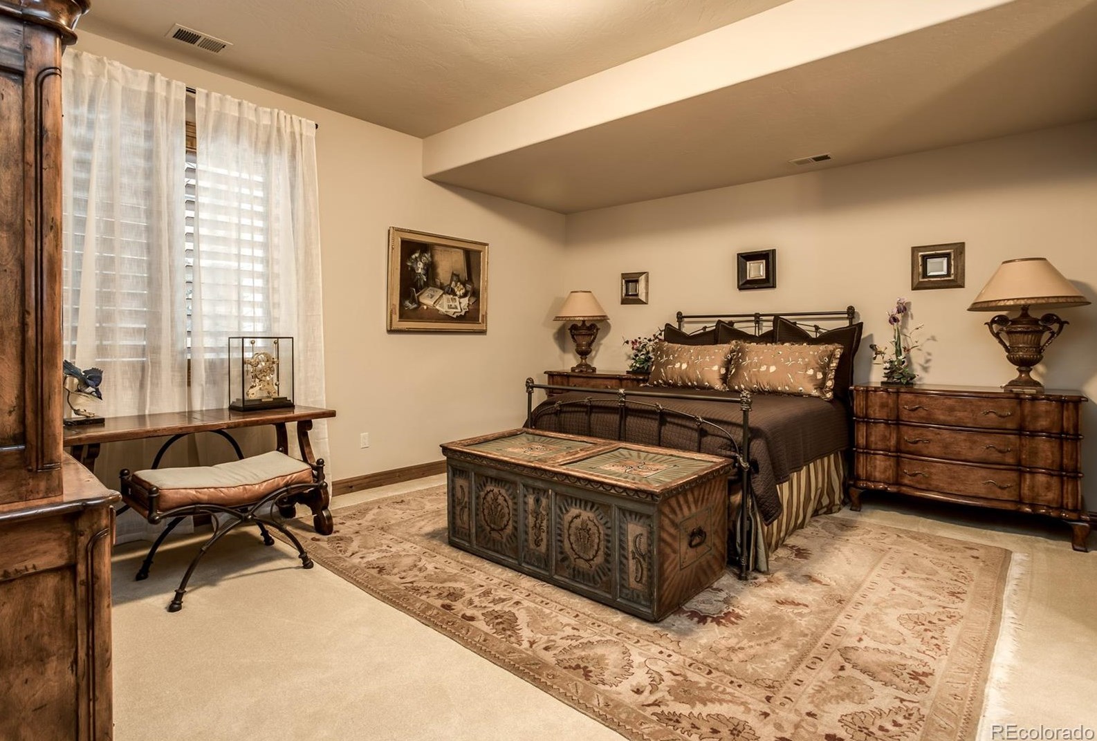 4340 Preserve Pkwy, Littleton CO  80121-3939 exterior