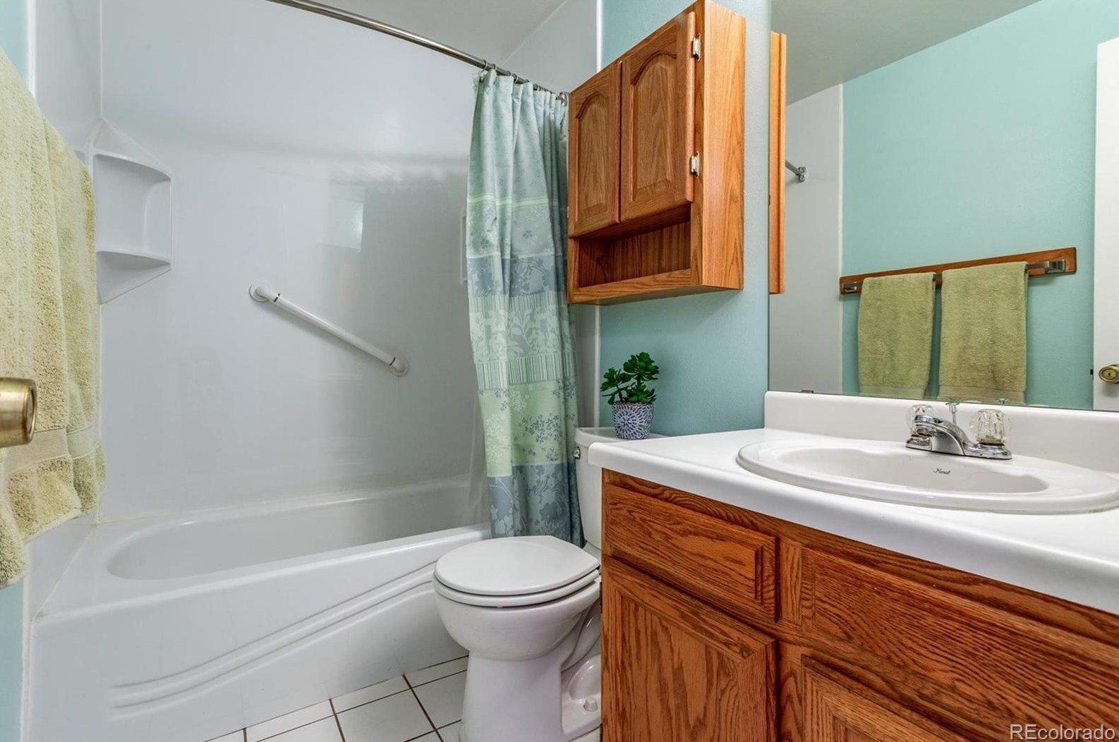 9960 Wagon Trl Dr, Littleton CO 80123-1955 exterior