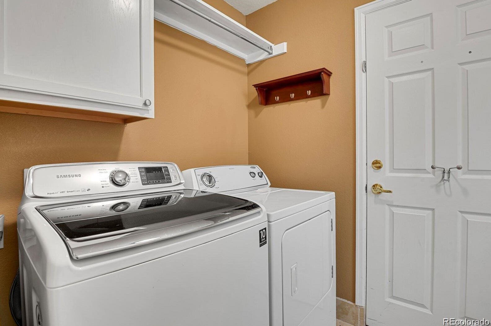 3314 White Oak St, Littleton CO 80129-6307 exterior