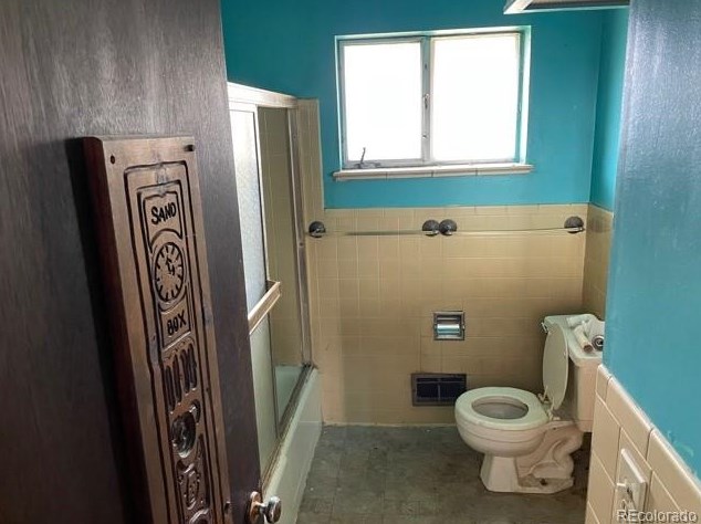 6695 Sherman St, Littleton CO 80121-2351 exterior