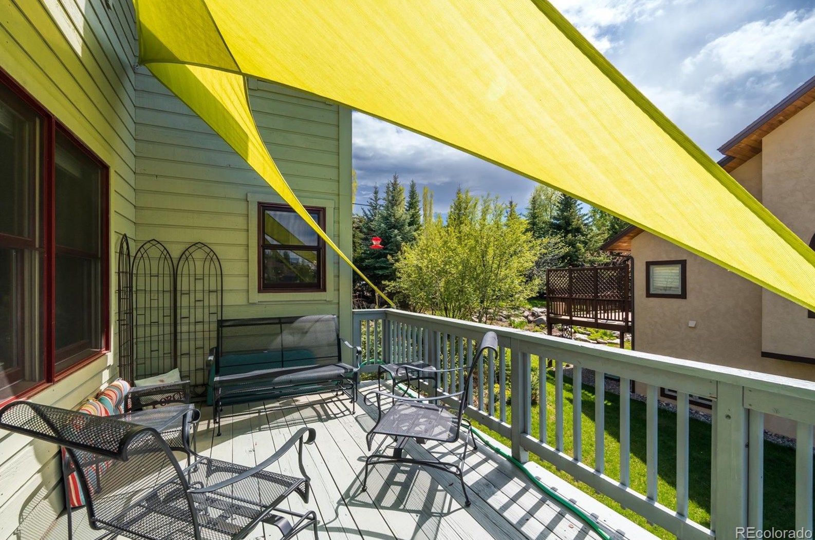 1885 Hunters Dr, Steamboat Springs CO 80487-2372 exterior