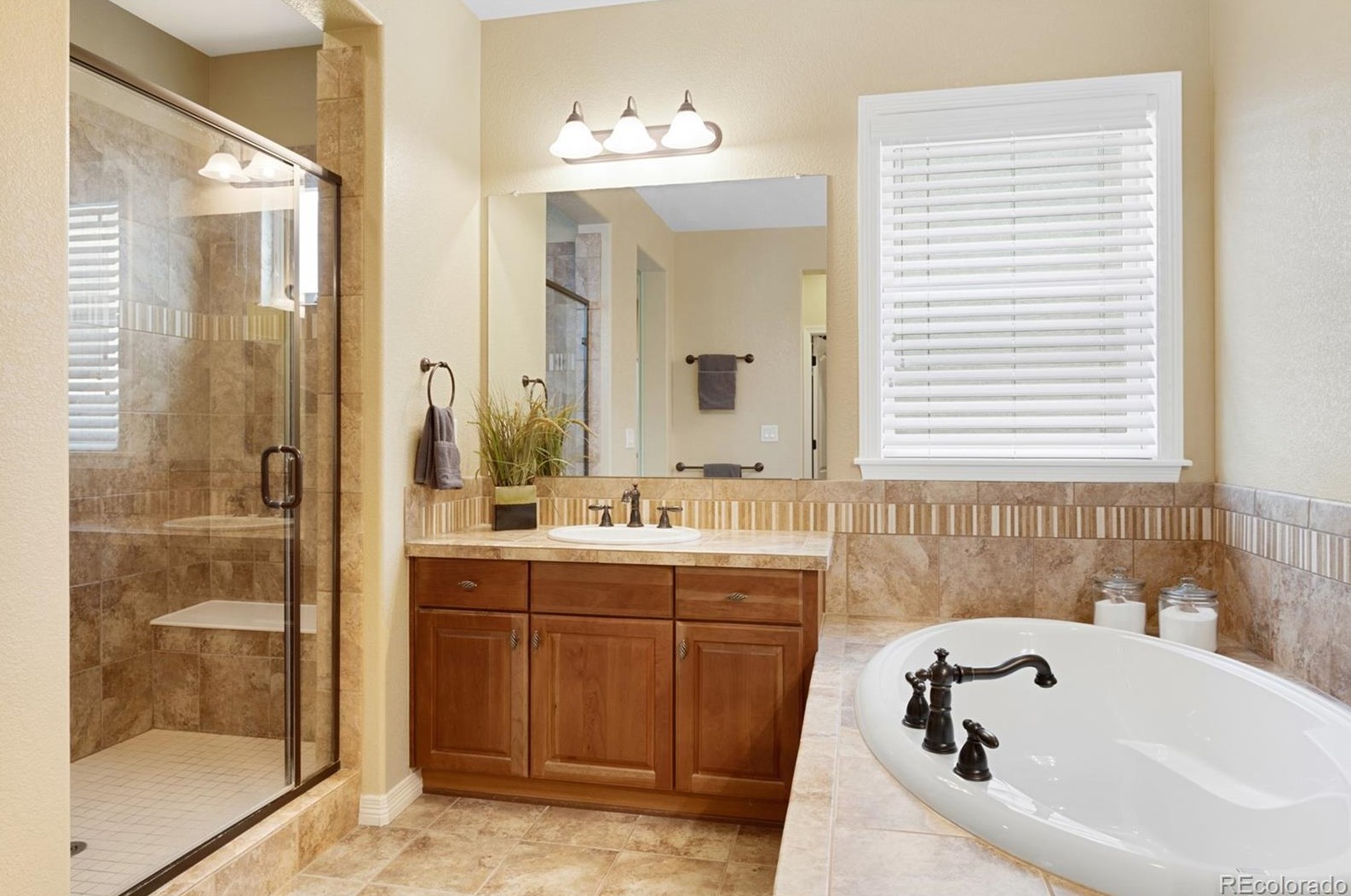 4568 Valleybrook Dr, Littleton CO  80130-6965 exterior