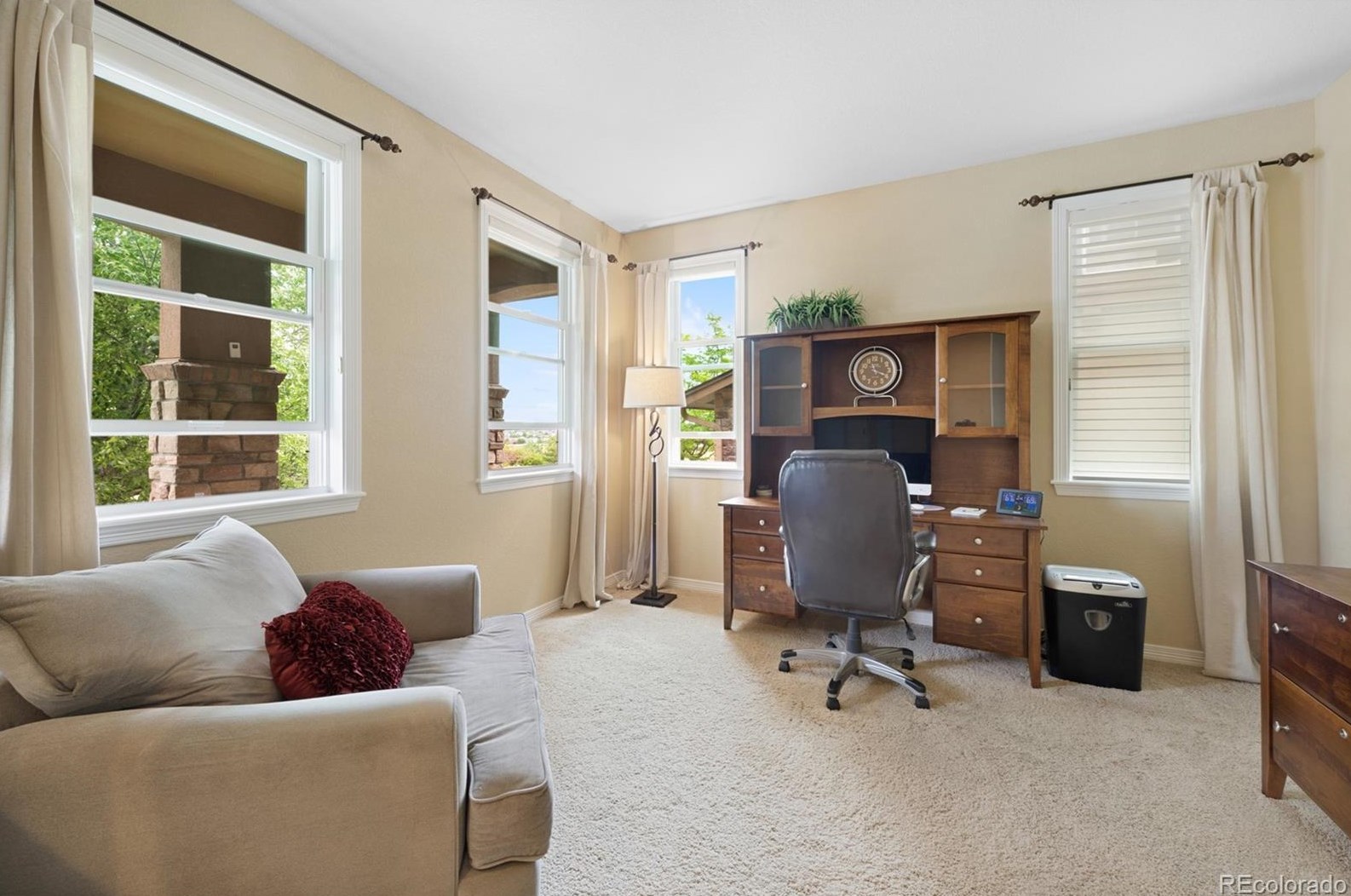 4568 Valleybrook Dr, Littleton CO  80130-6965 exterior