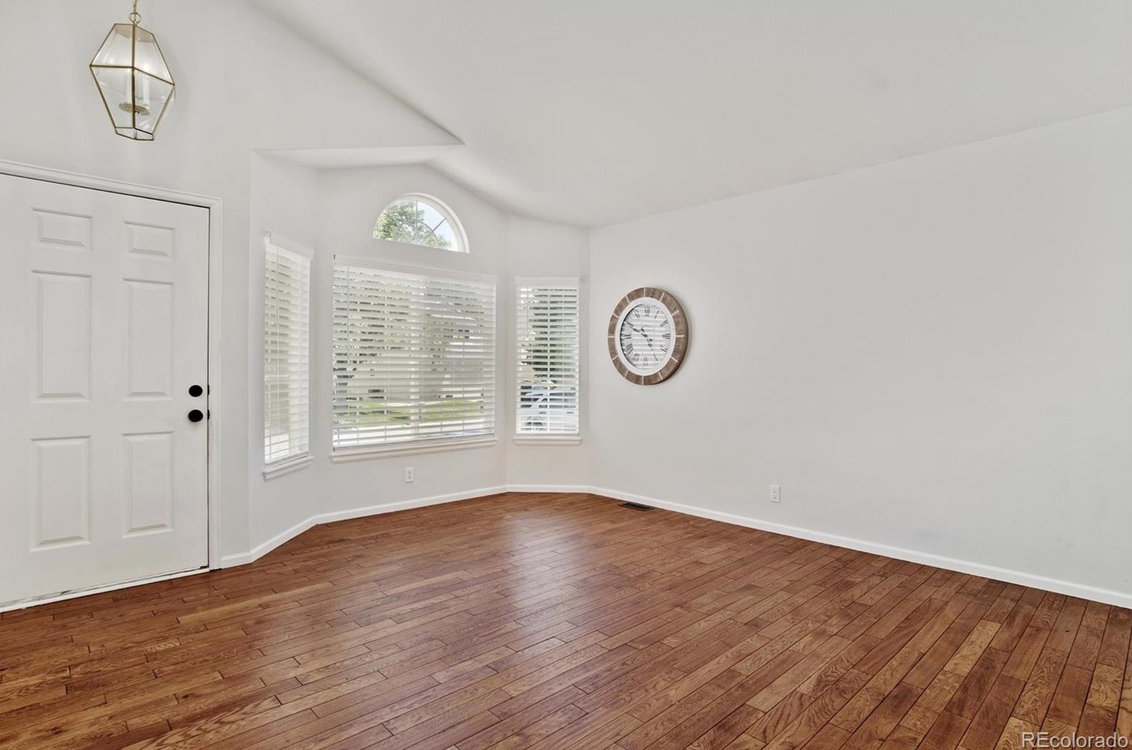 9384 Hinsdale Pl, Littleton CO  80128-4167 exterior