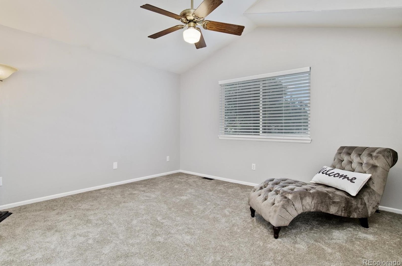 9384 Hinsdale Pl, Littleton CO  80128-4167 exterior