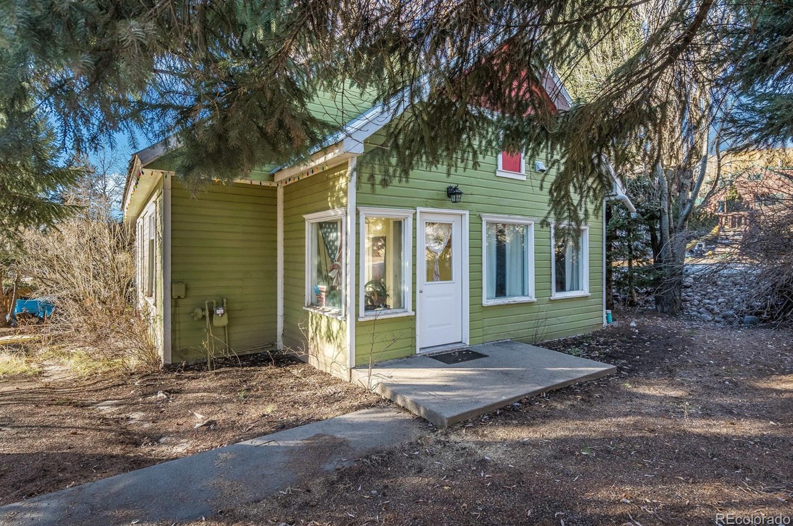 12 Nob St, Steamboat Springs CO 80487-4911 exterior